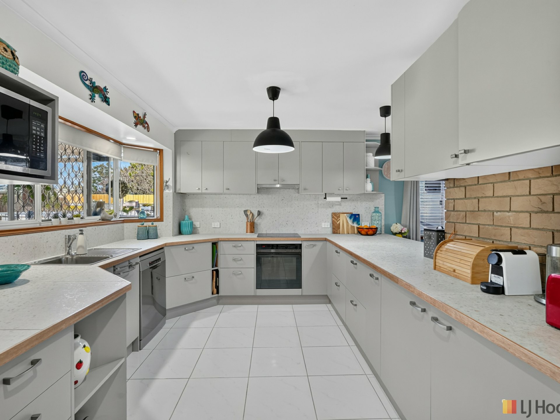 1 Sterling Court — photo 9 of 23