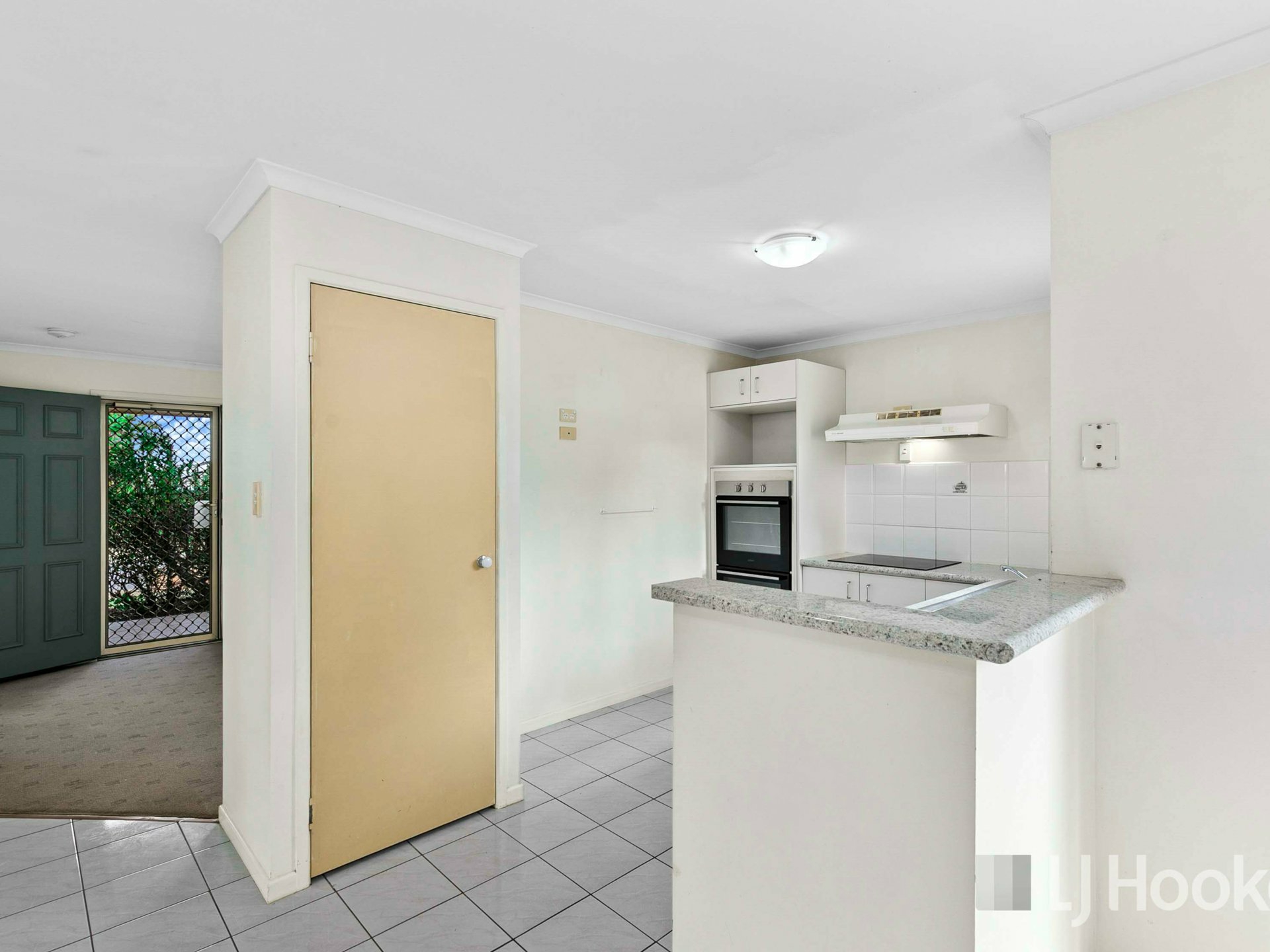 25 Ian Avenue — photo 11 of 20