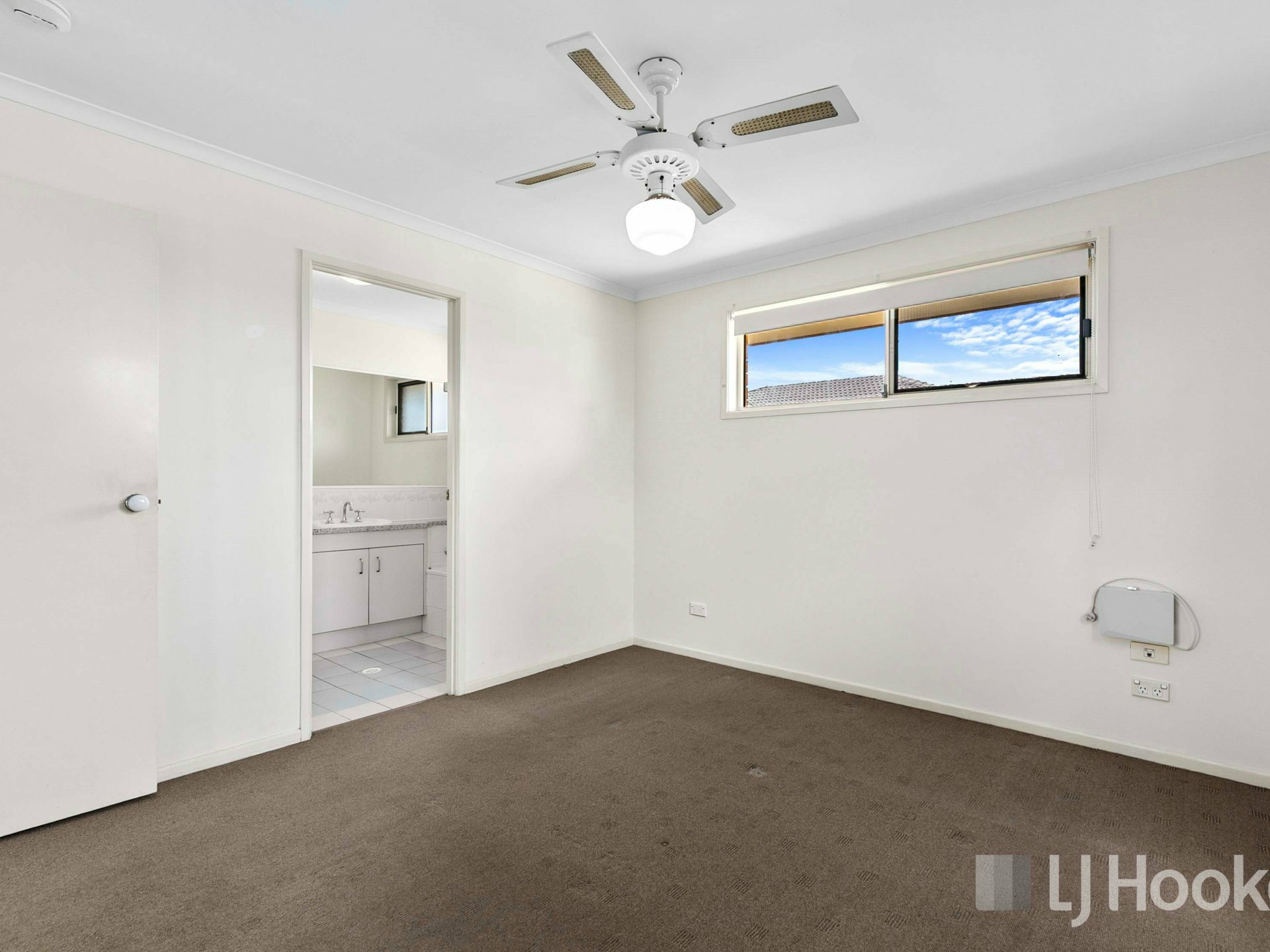 25 Ian Avenue — photo 13 of 20