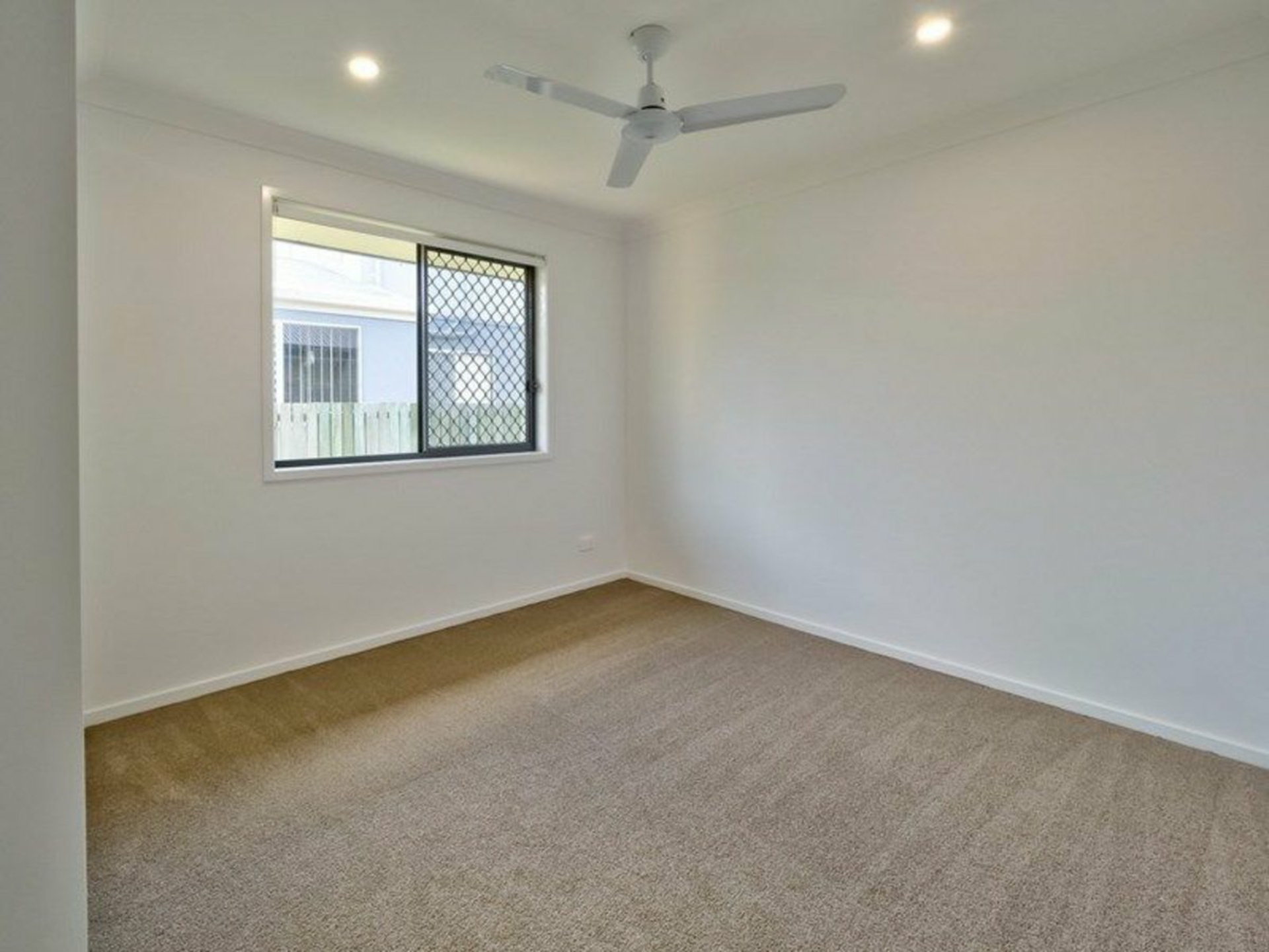 1//10 Bentwood Street — photo 8 of 20