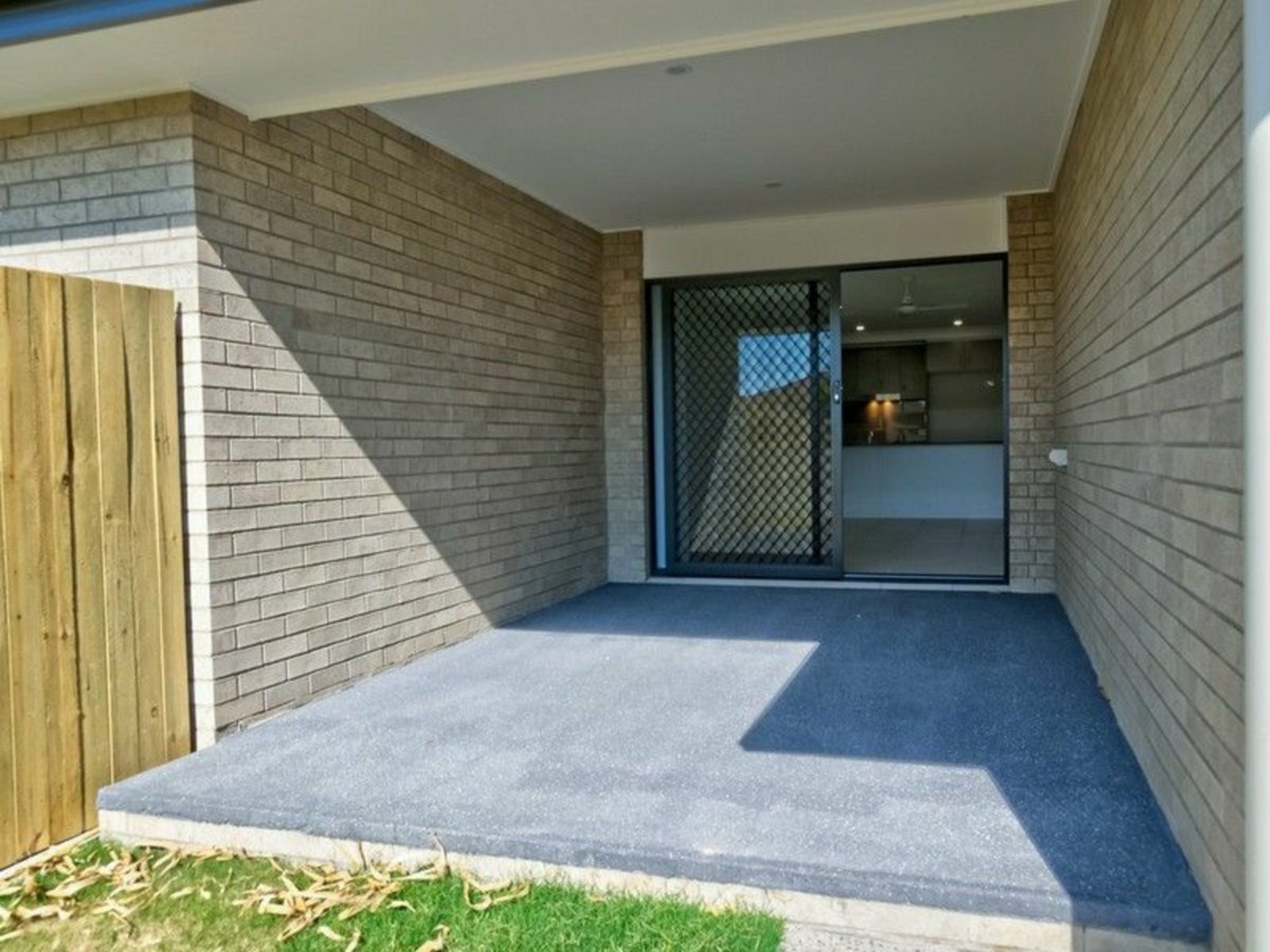 1//10 Bentwood Street — photo 15 of 20