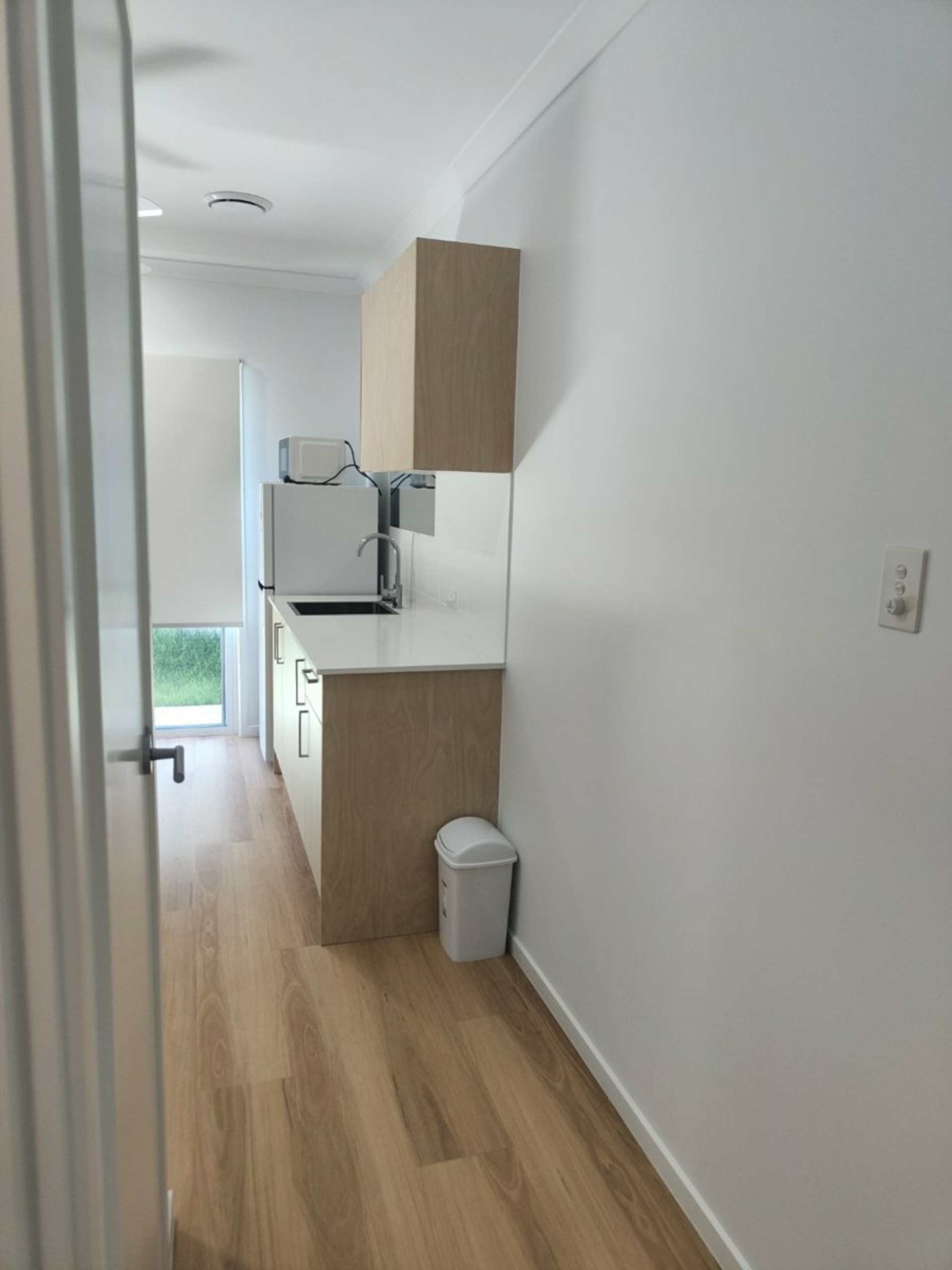 633 Boat Harbour Drive — photo 3 of 5