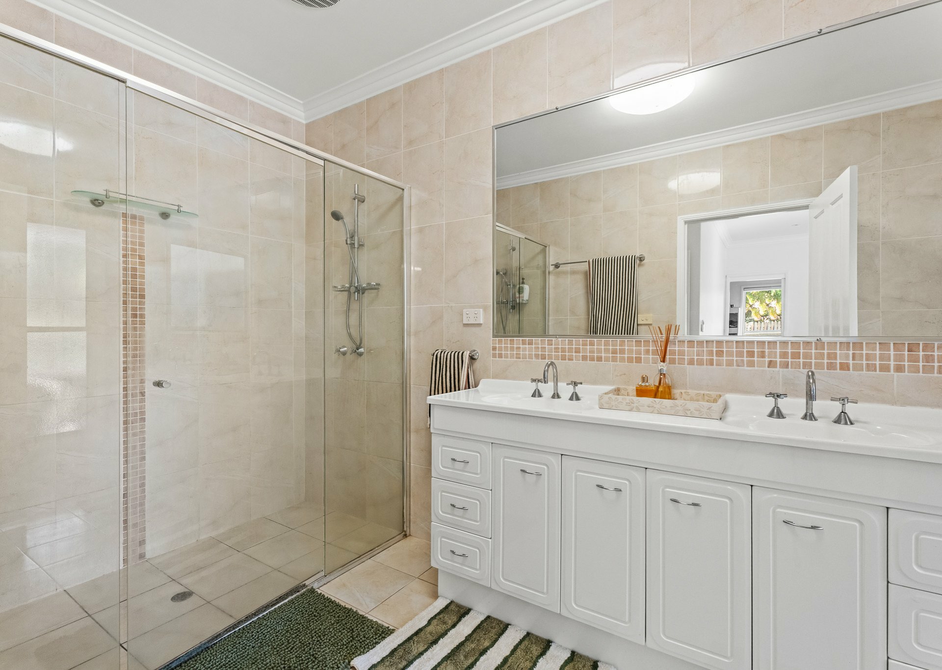 15 Caryota Court — photo 27 of 30