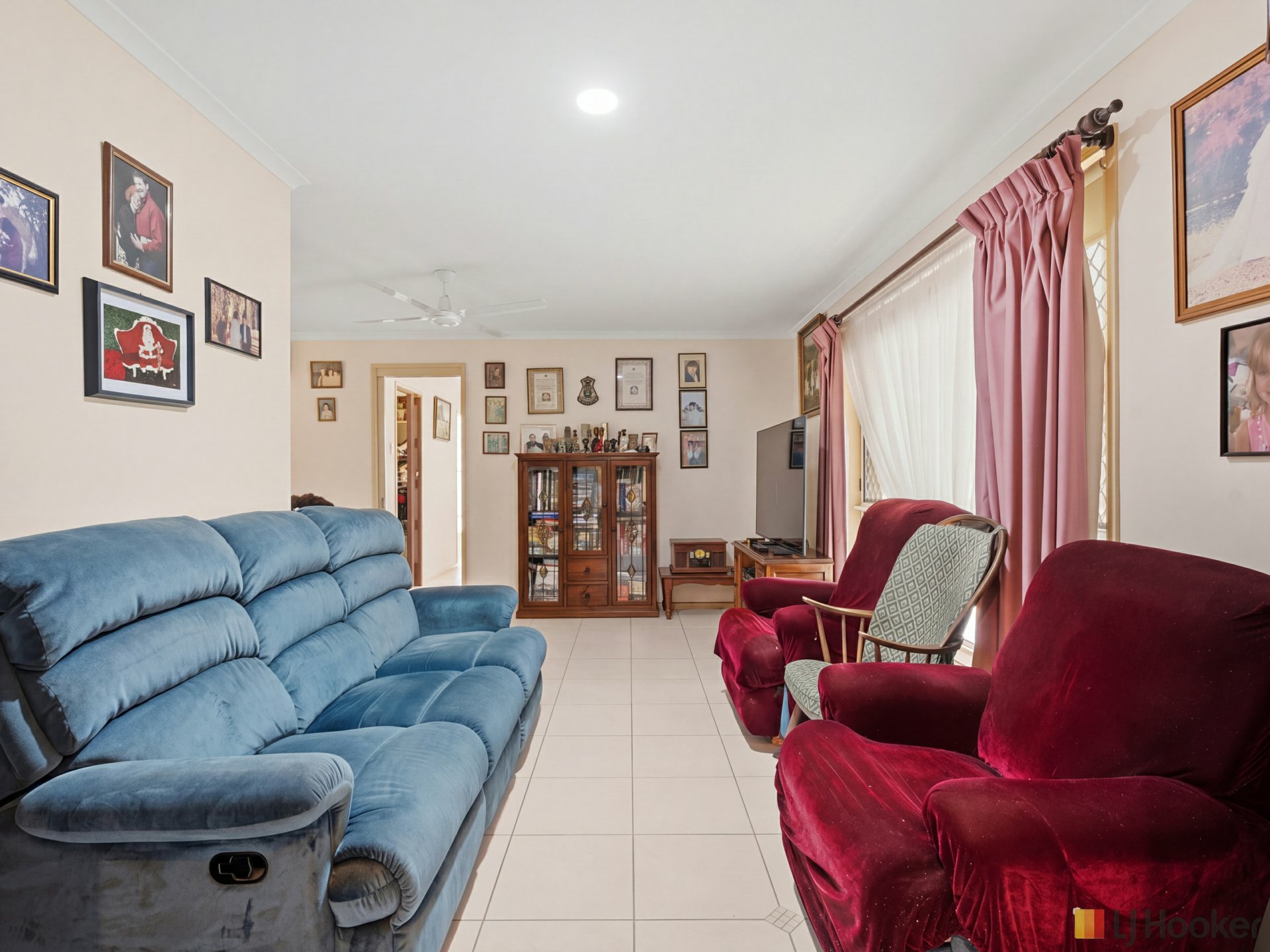 4 Rohan Way — photo 3 of 21