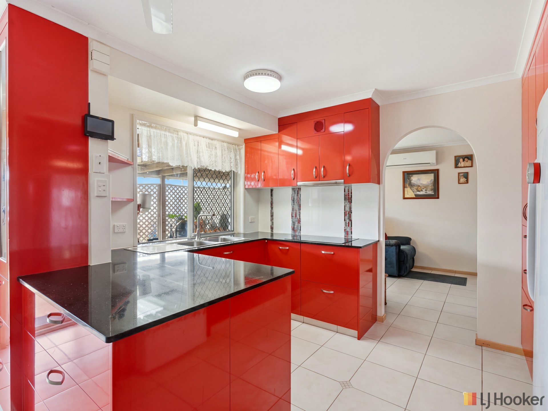 4 Rohan Way — photo 6 of 21
