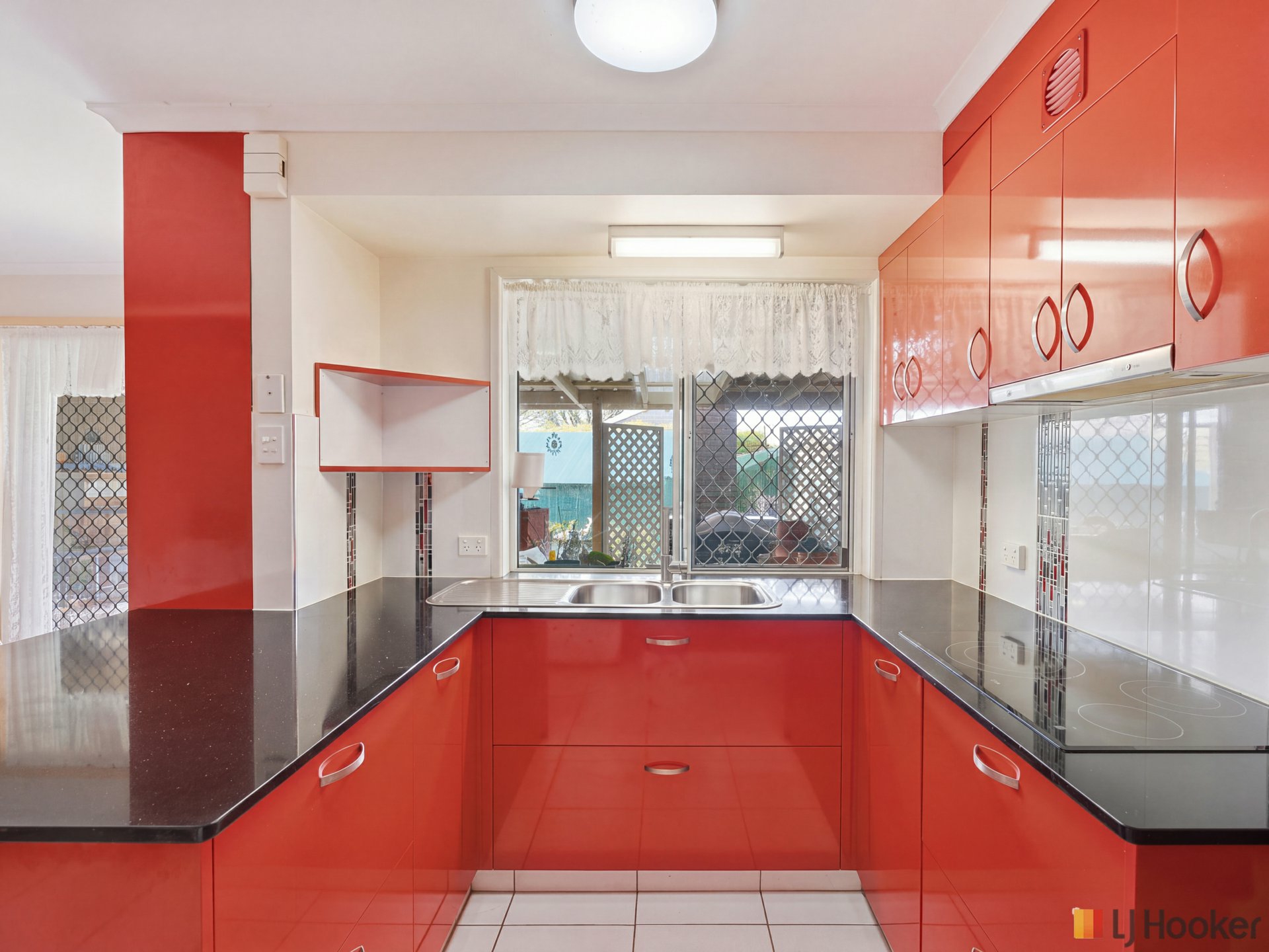 4 Rohan Way — photo 7 of 21
