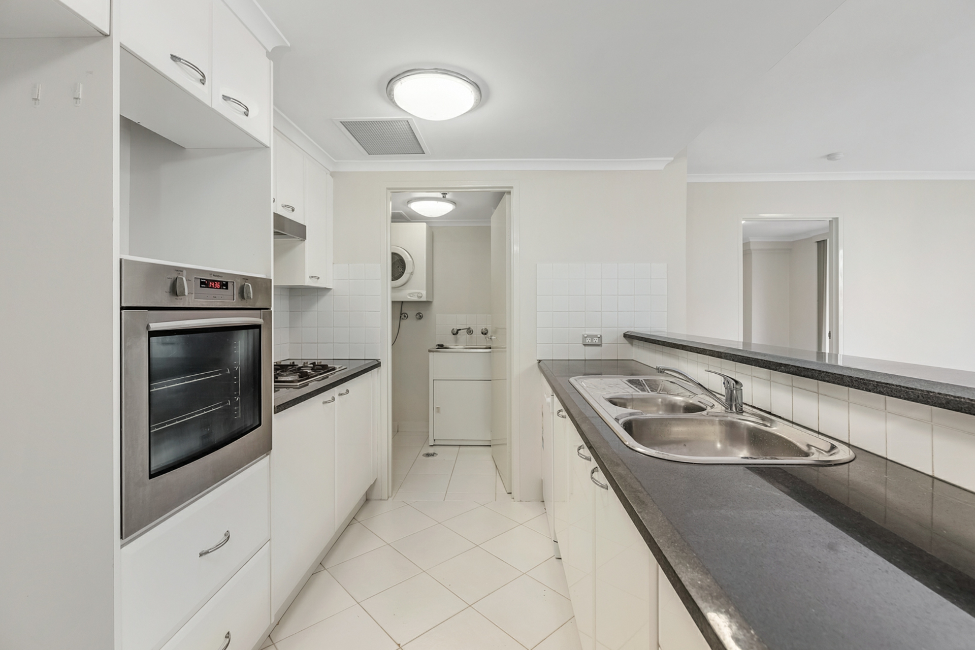 74/5-7 Beresford Road, STRATHFIELD