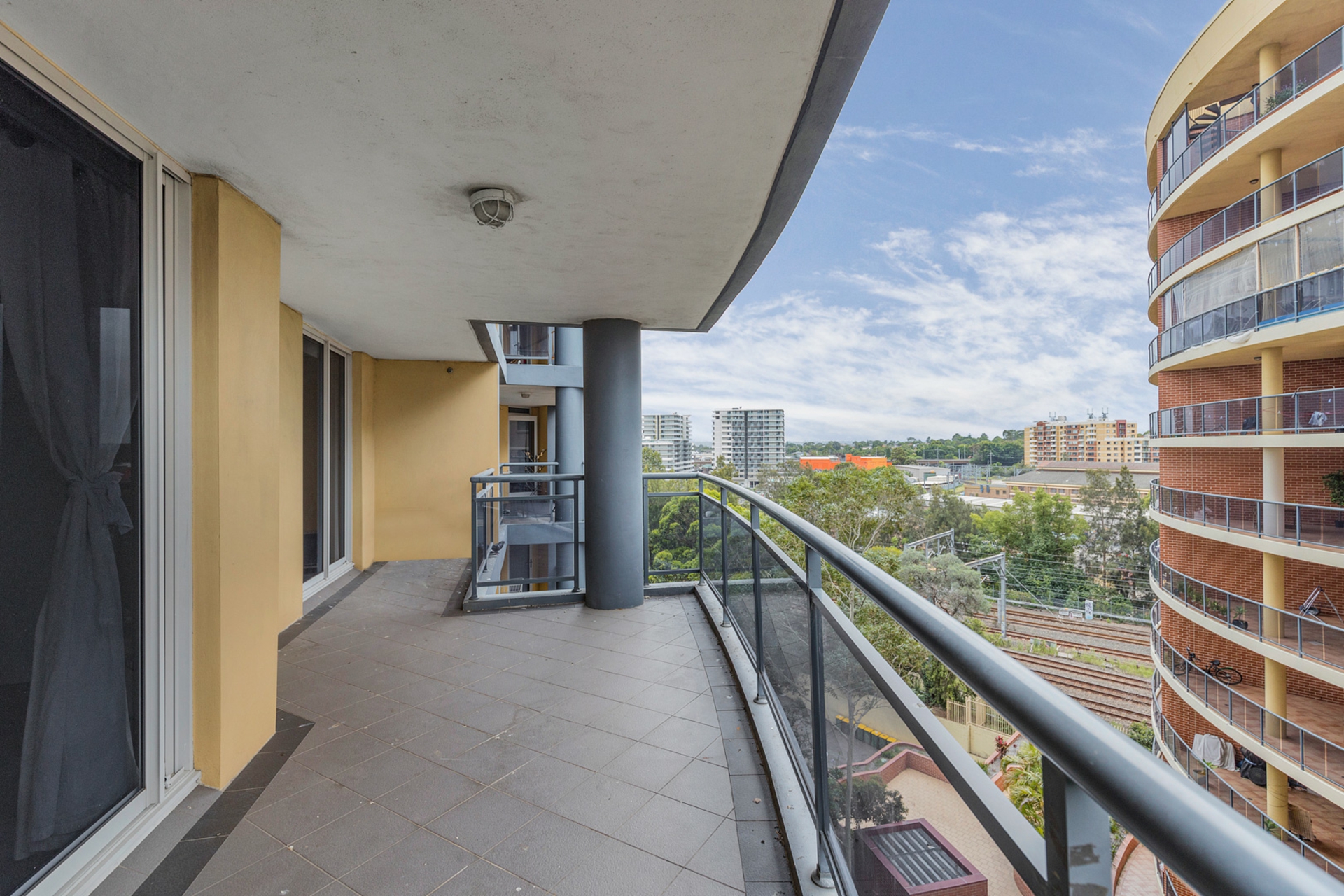 74/5-7 Beresford Road, STRATHFIELD