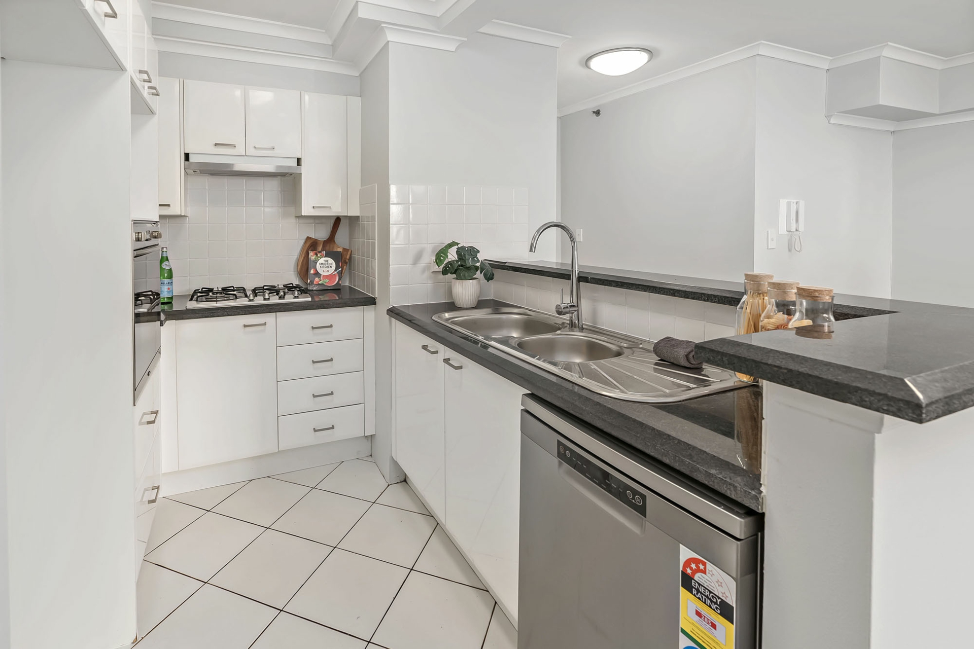 102/5-7 Beresford Road, STRATHFIELD