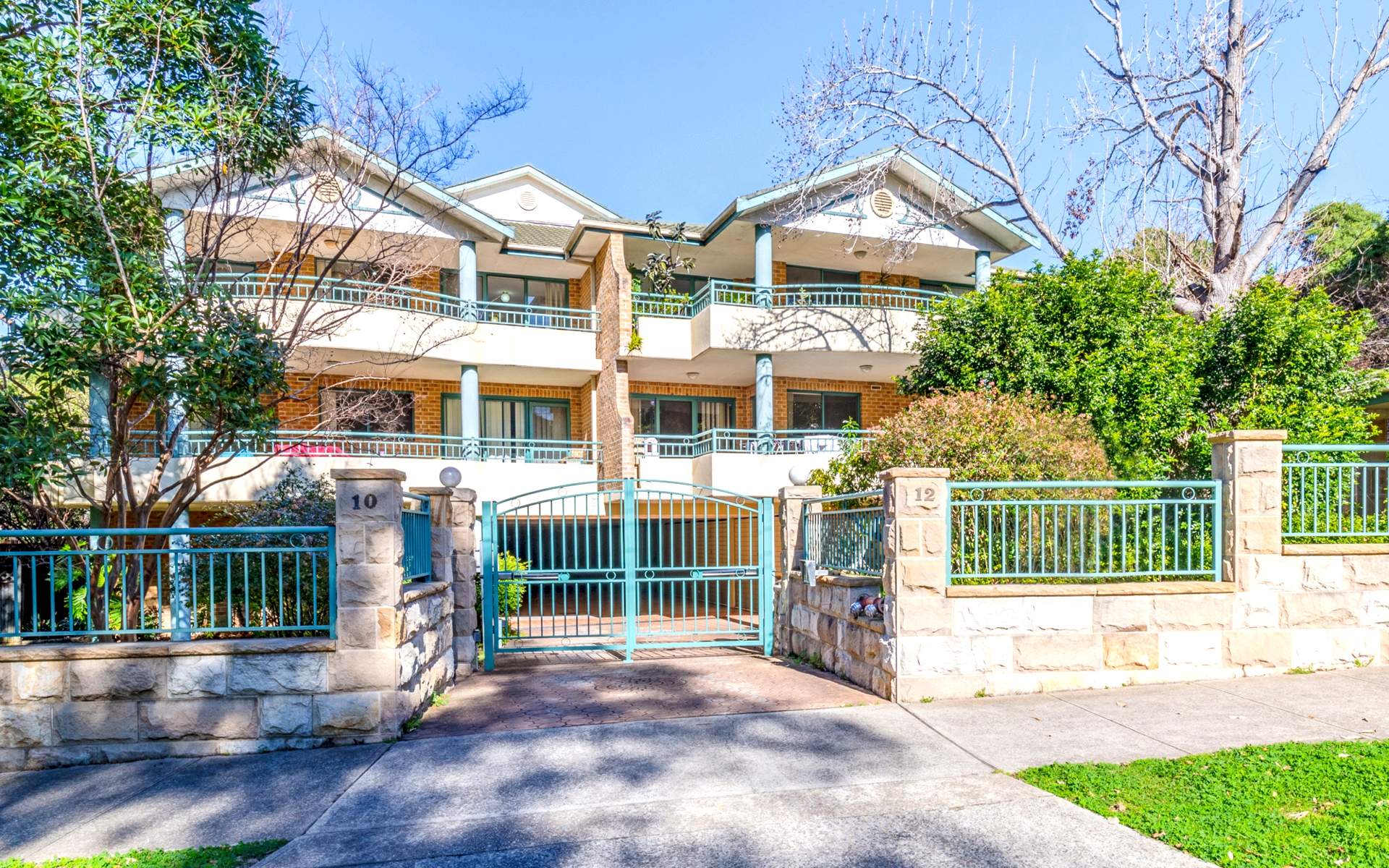 8/10-12 Beresford Road, STRATHFIELD