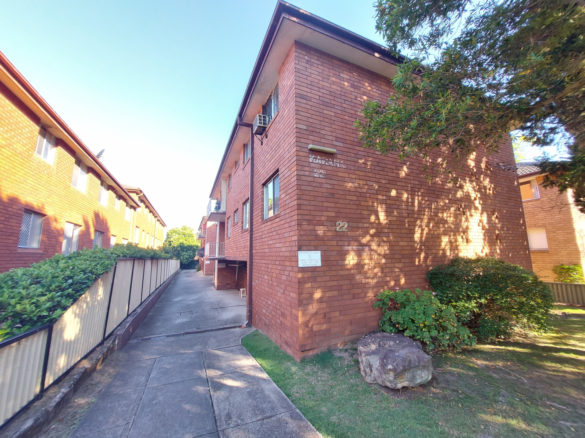 2/22 Hornsey Rd, HOMEBUSH WEST