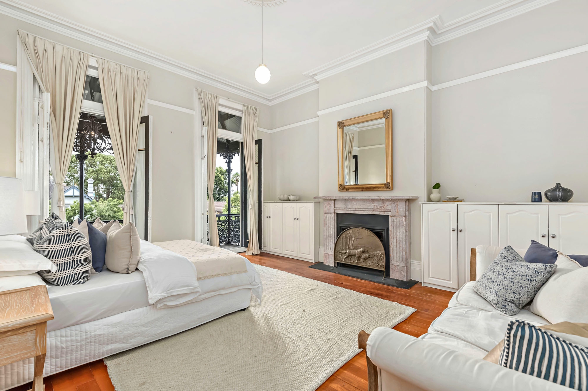 10 Clifton Avenue, BURWOOD
