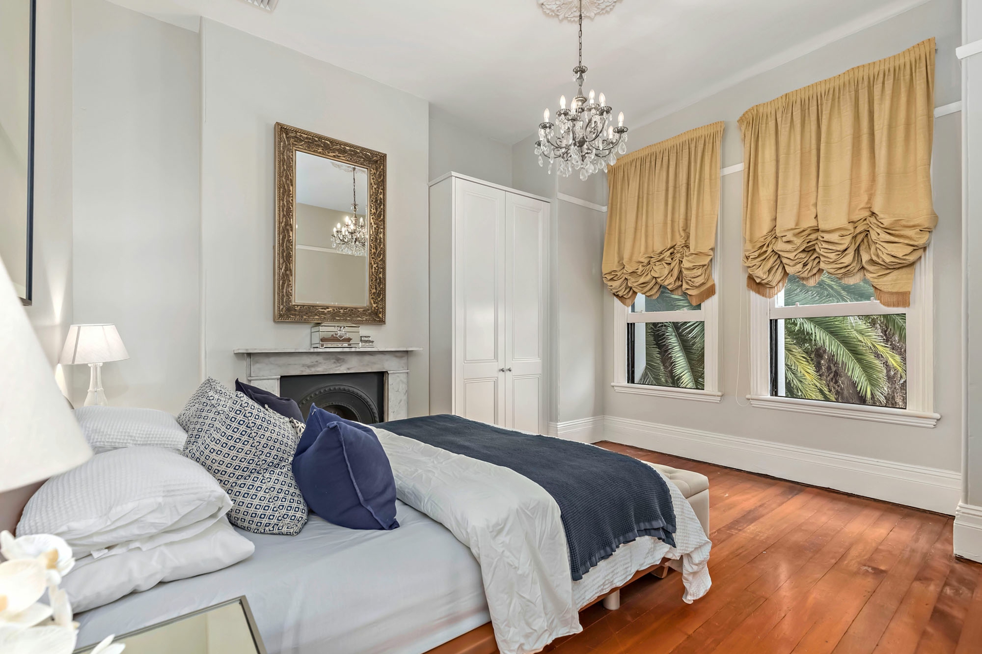 10 Clifton Avenue, BURWOOD