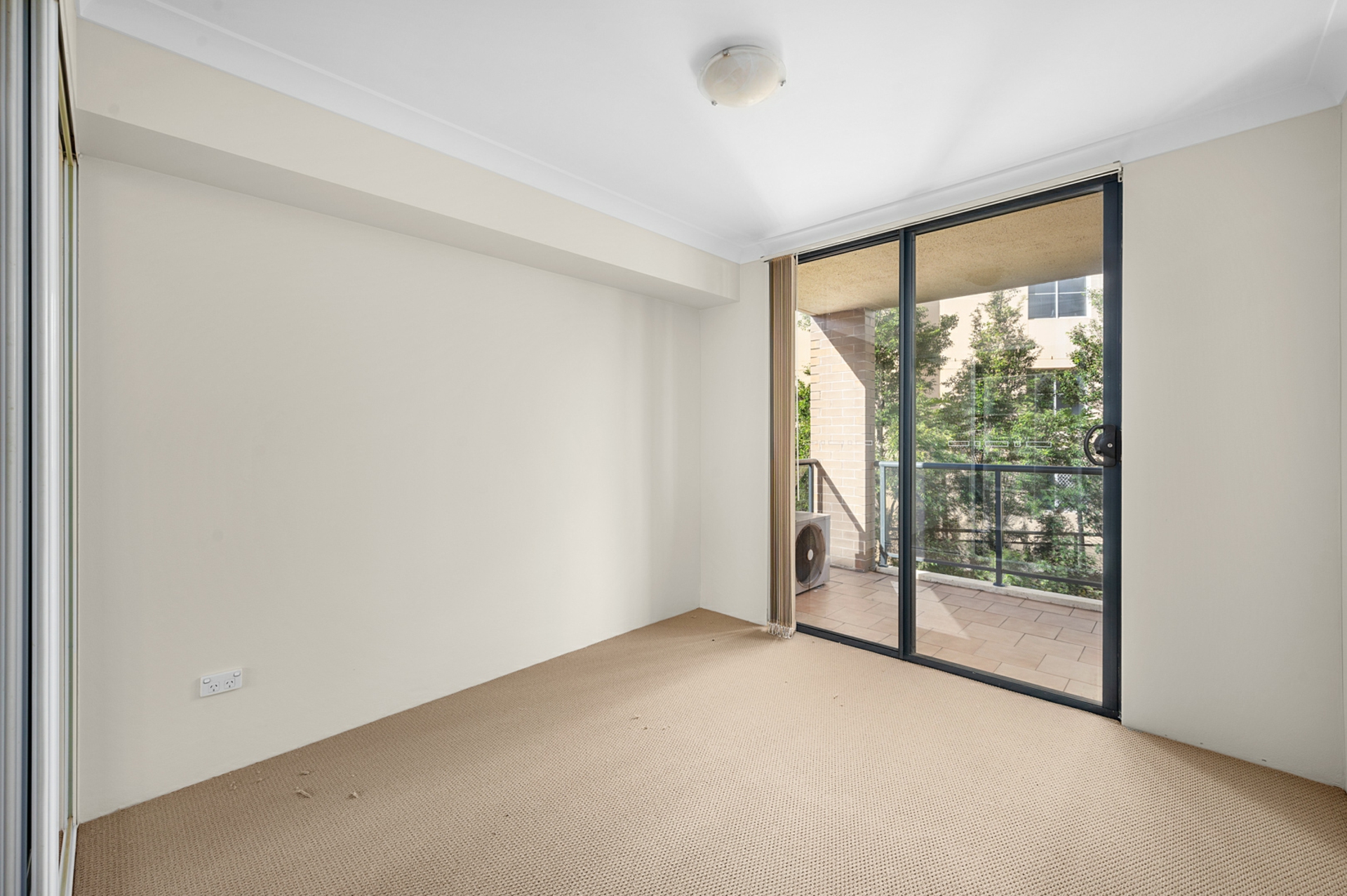 49/1-4 The Crescent, STRATHFIELD