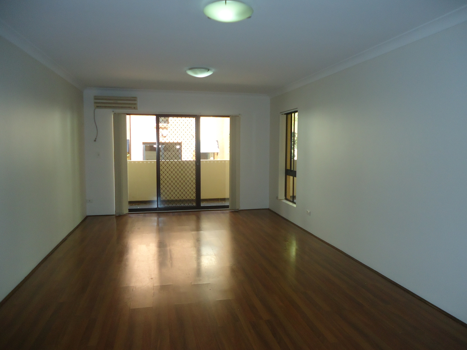 8/19-27 Eastbourne Road, HOMEBUSH WEST