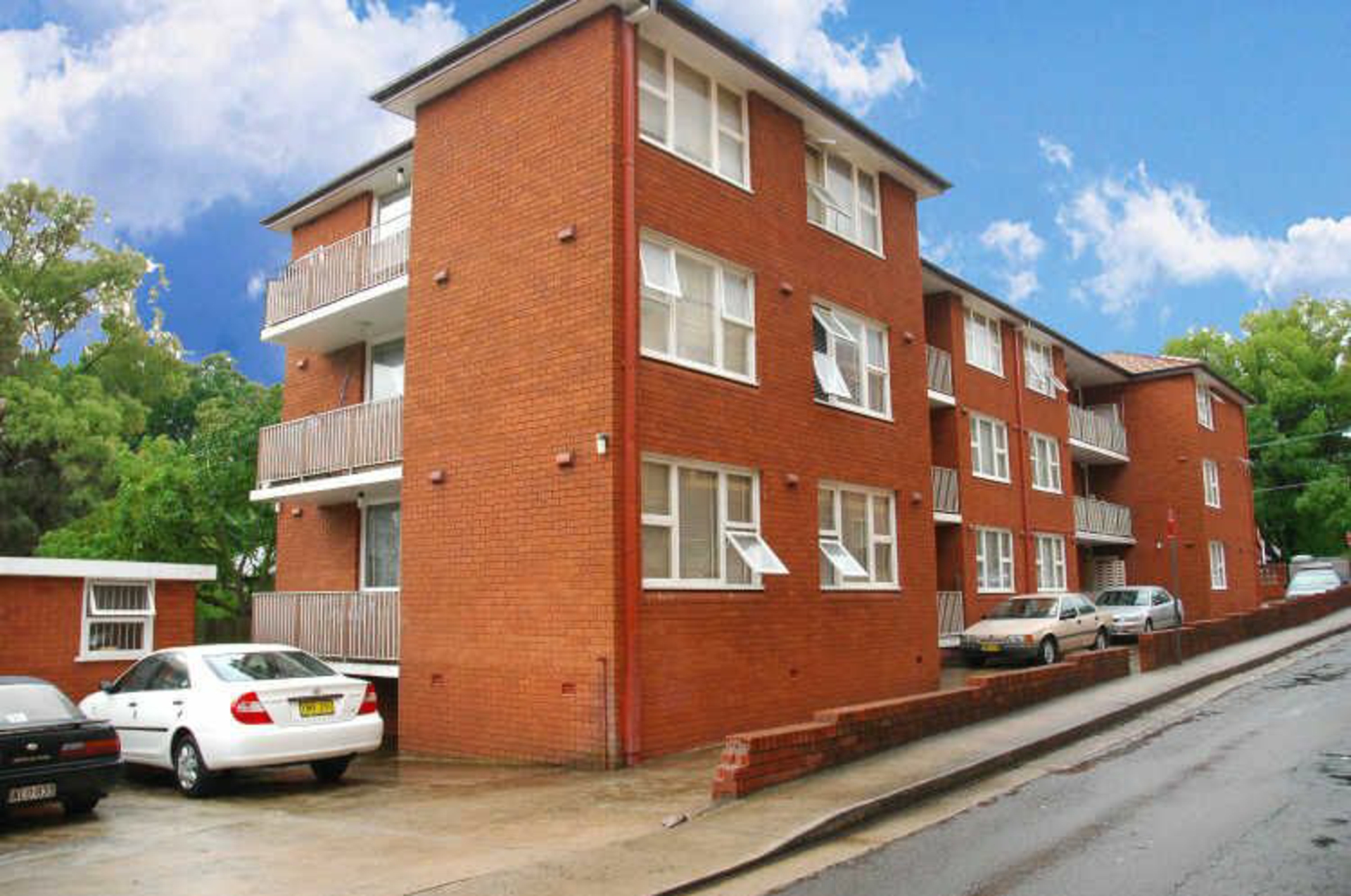 2/14 Everton Road, STRATHFIELD
