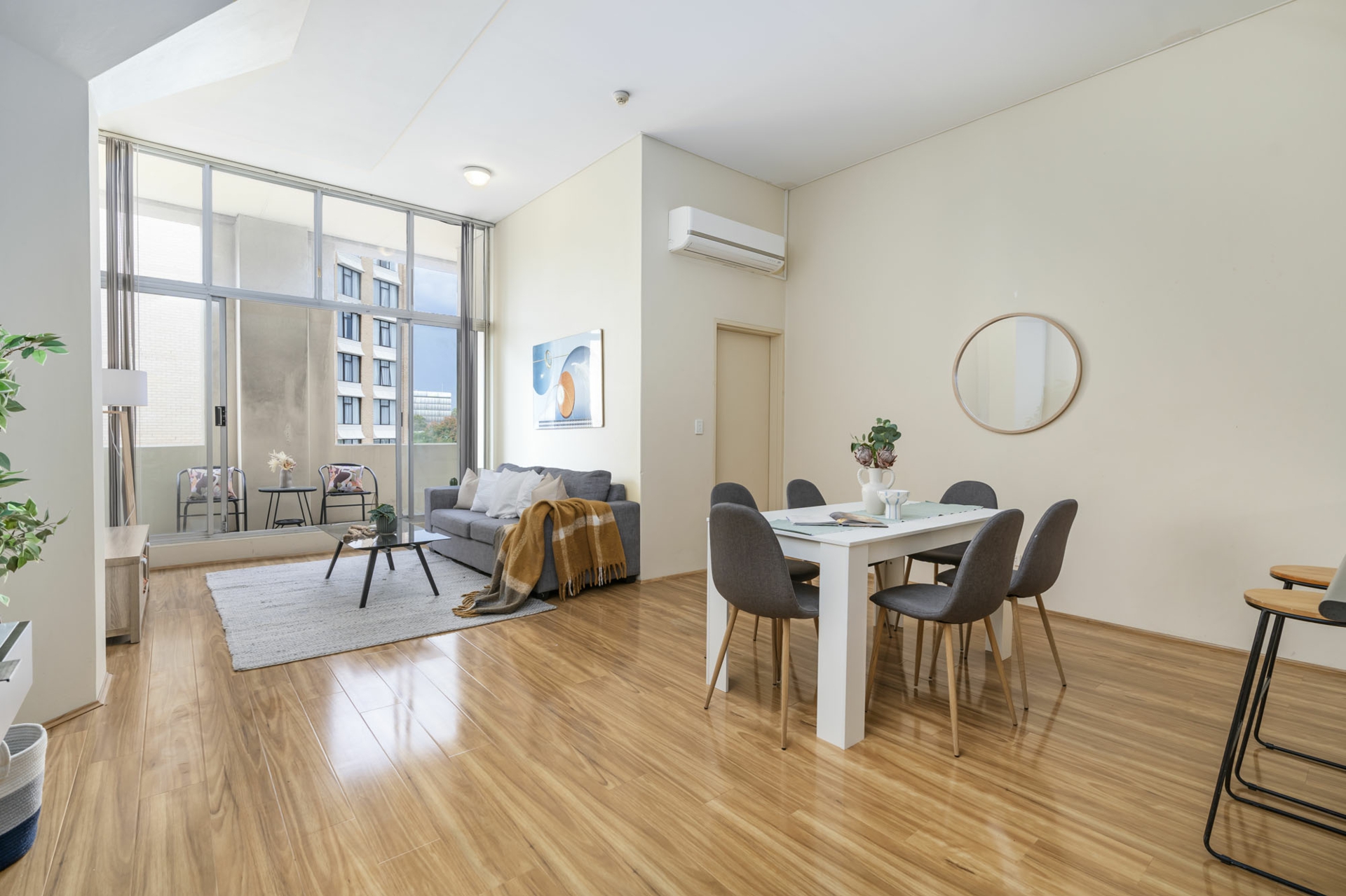 326/1 Missenden Road, CAMPERDOWN