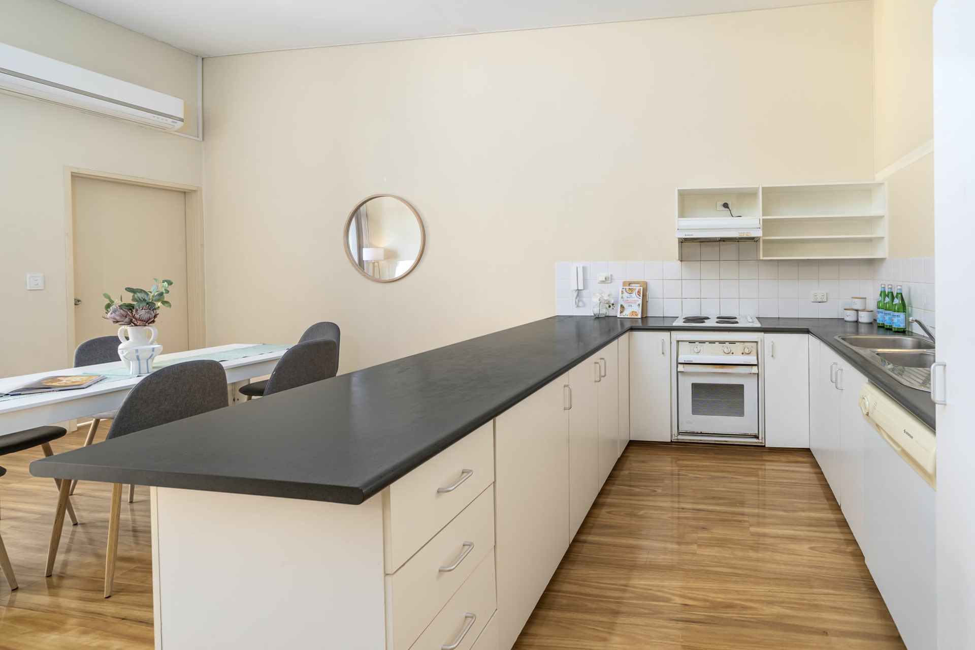326/1 Missenden Road, CAMPERDOWN