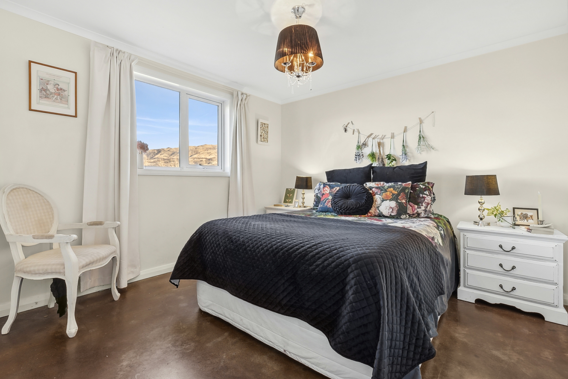 96 Queensberry Terrace, CROMWELL