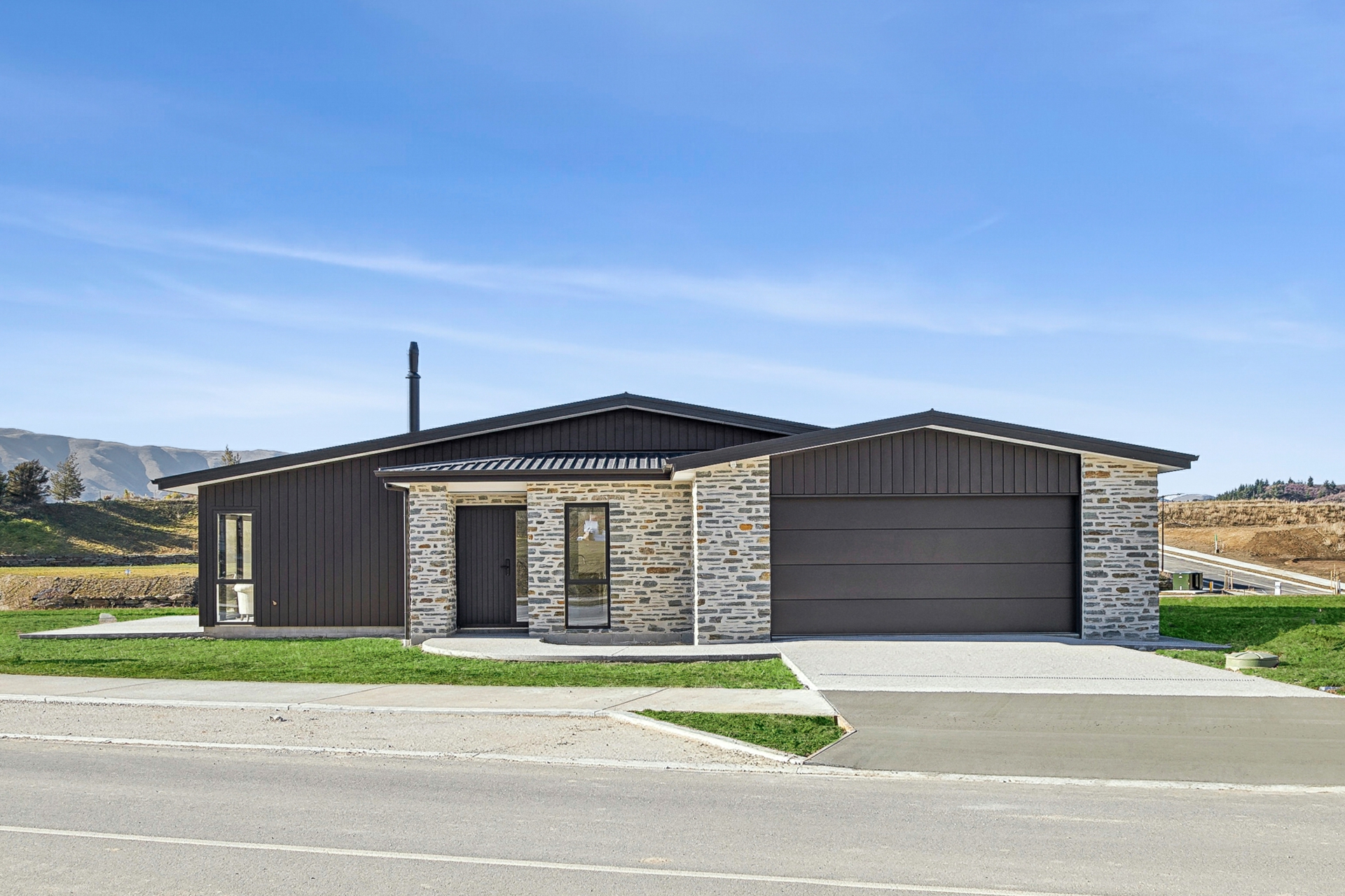 33 Atkins Road, LUGGATE