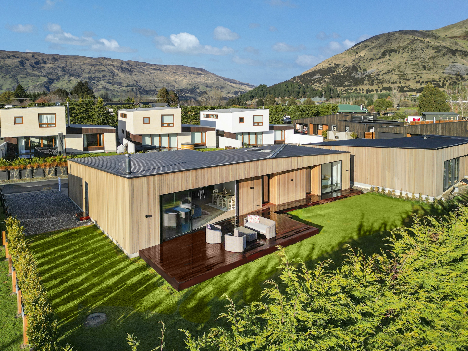 13 Fern Burn Close, WANAKA