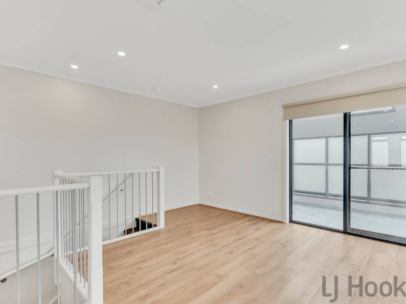 1/16 Adele Avenue, FERNTREE GULLY