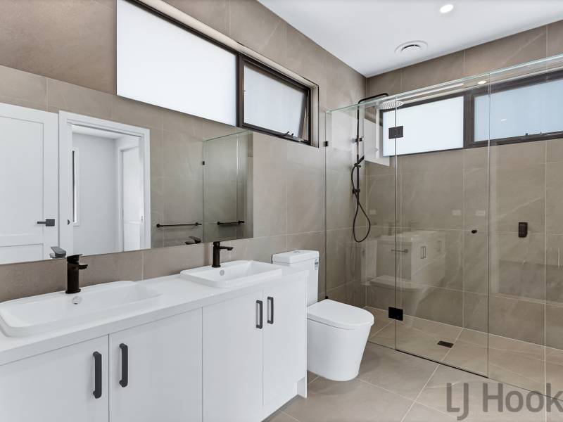 2/28 Joyce Avenue, GLEN WAVERLEY