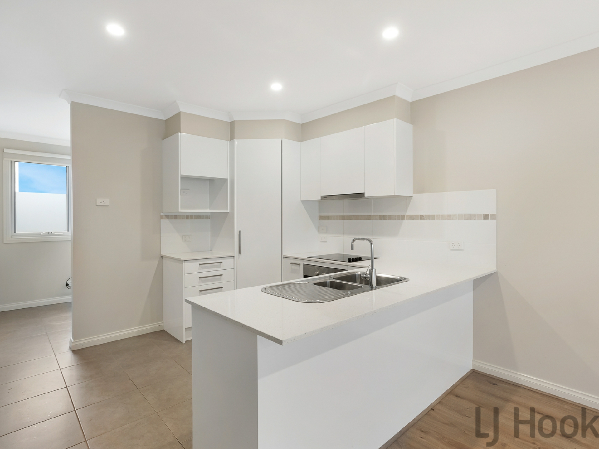 104/4 Conway Court, BORONIA