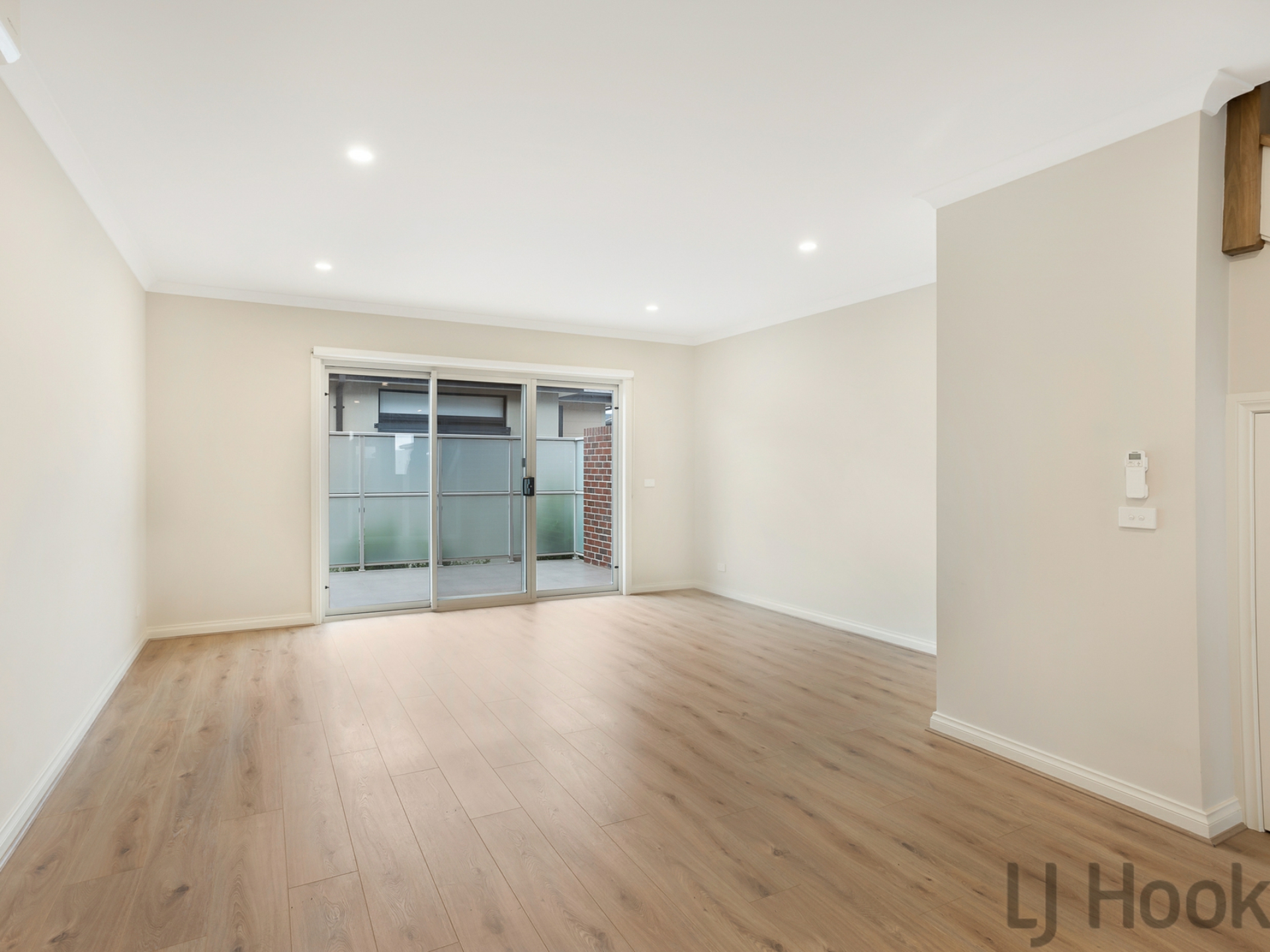 104/4 Conway Court, BORONIA