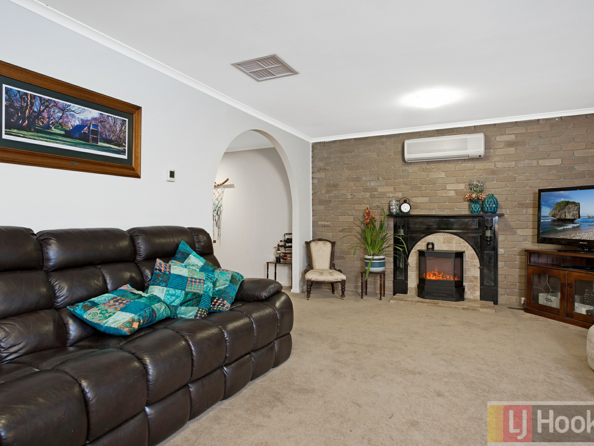 12 Raheen Avenue, WANTIRNA
