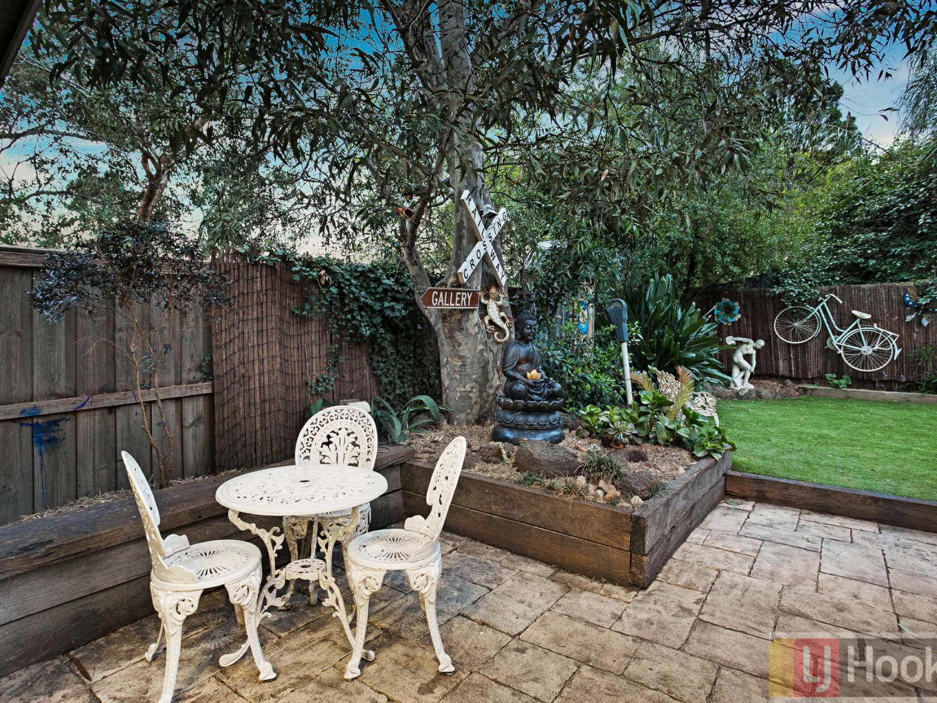 12 Raheen Avenue, WANTIRNA