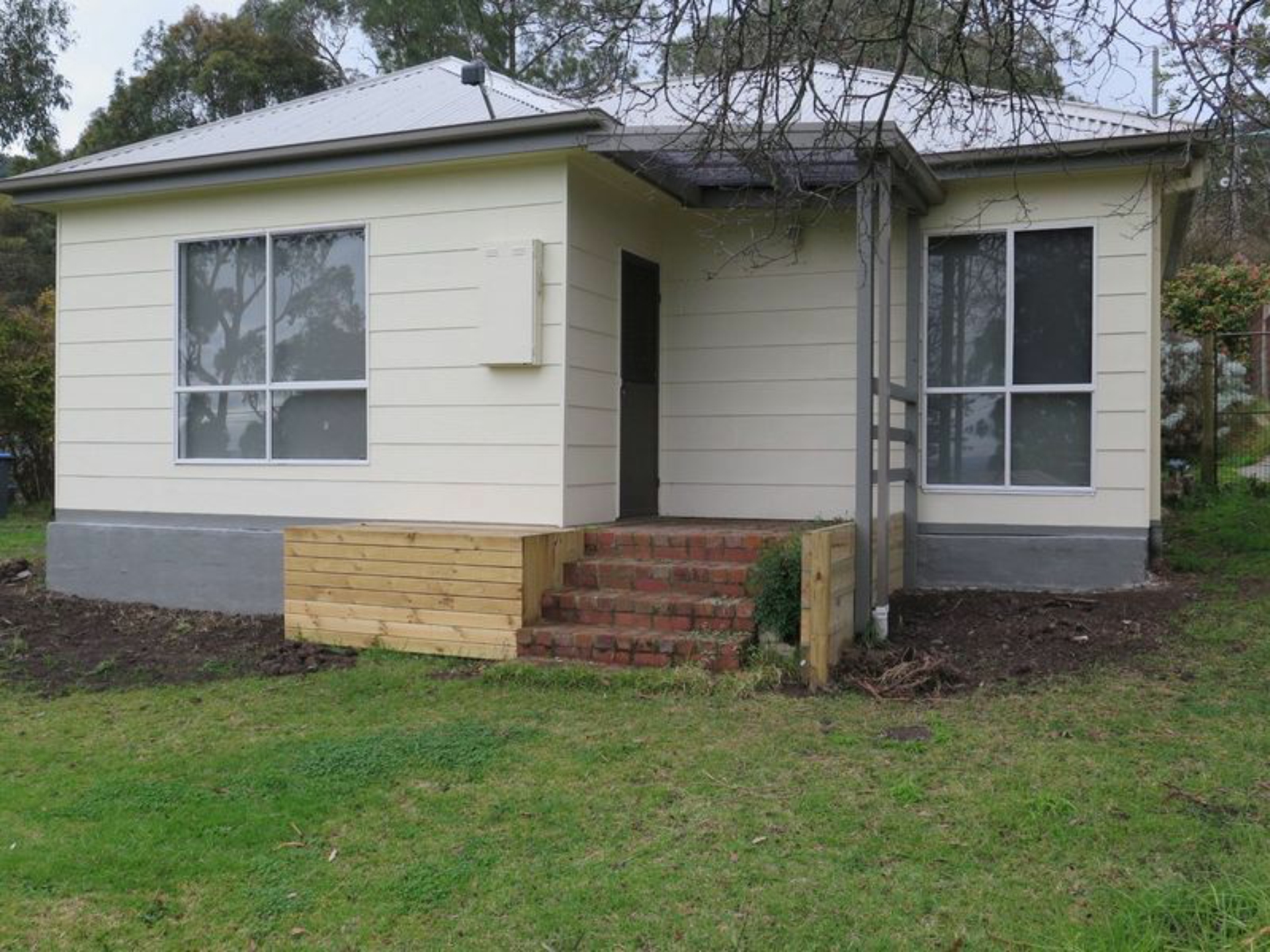 1/2 Little Opie Street, FERNTREE GULLY