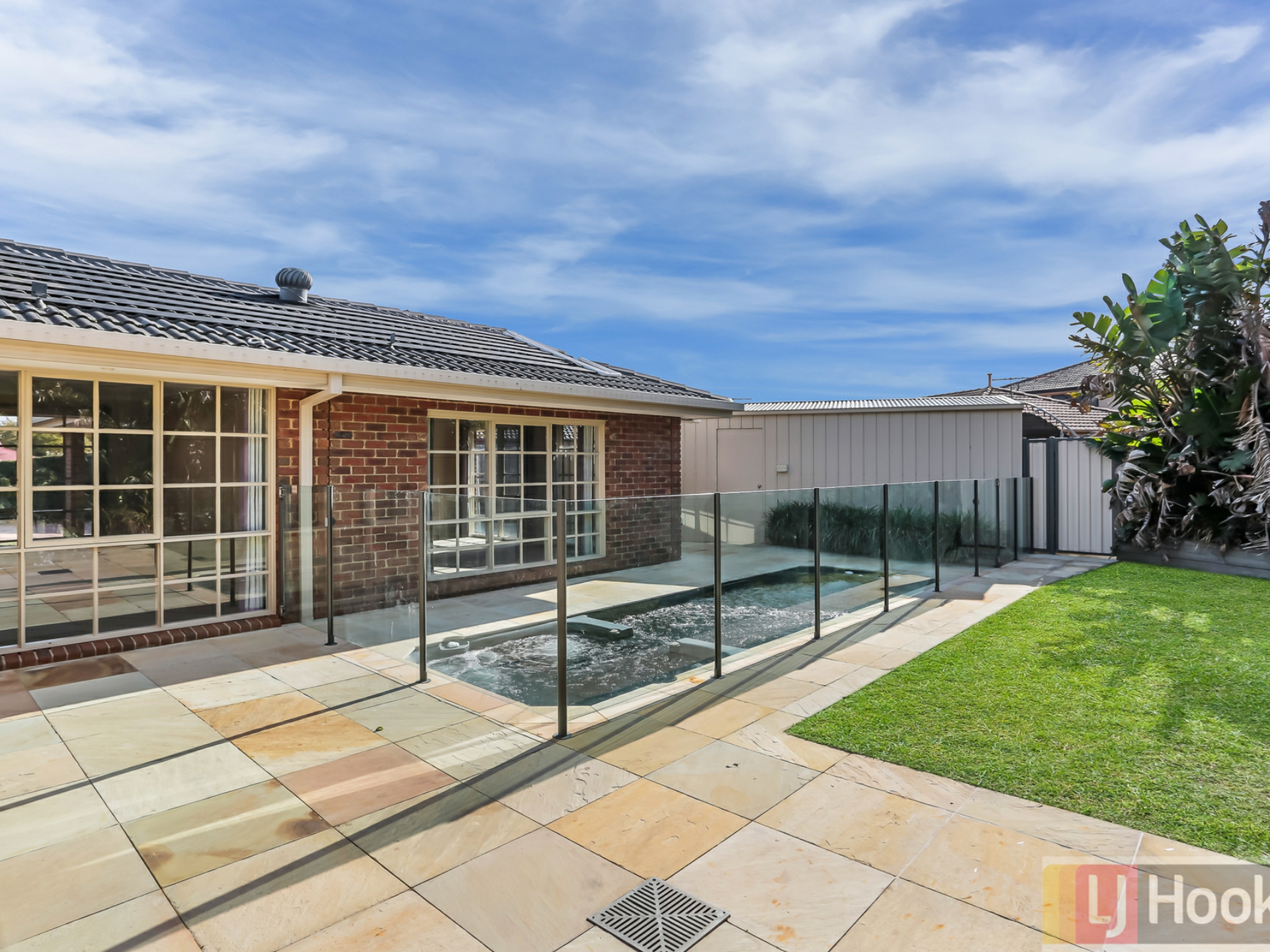 2 Watkins Court, FERNTREE GULLY