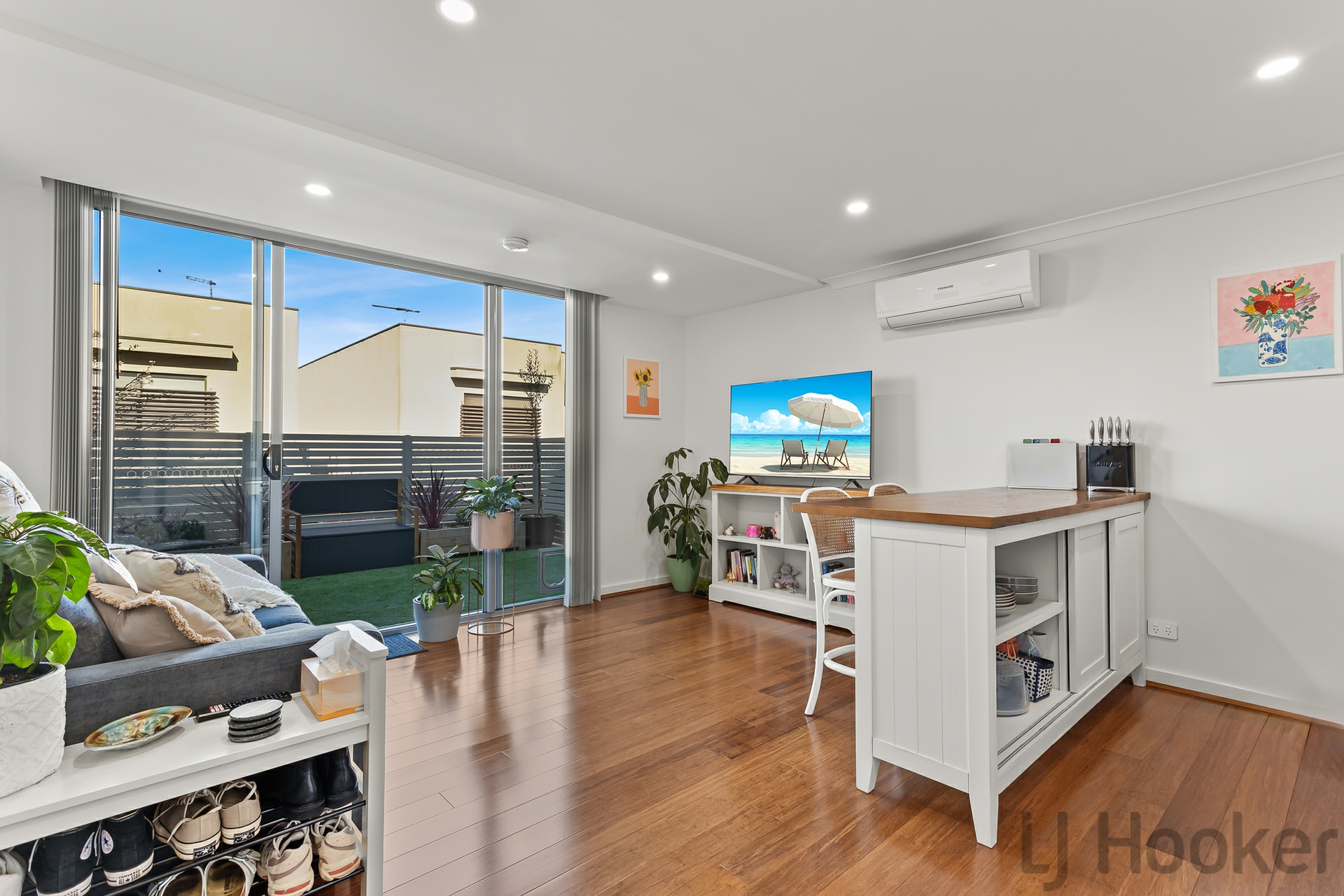 102/8 Tulip Crescent, Boronia