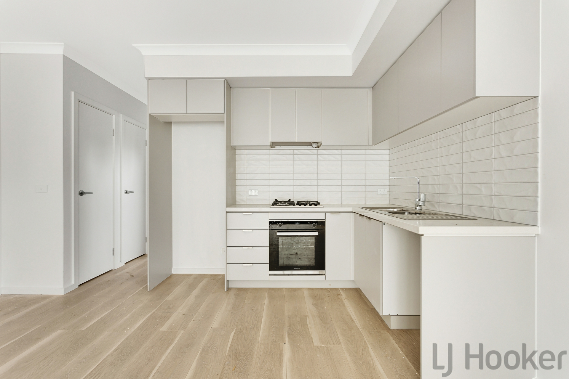 1/19 Allandale Road — photo 4 of 11