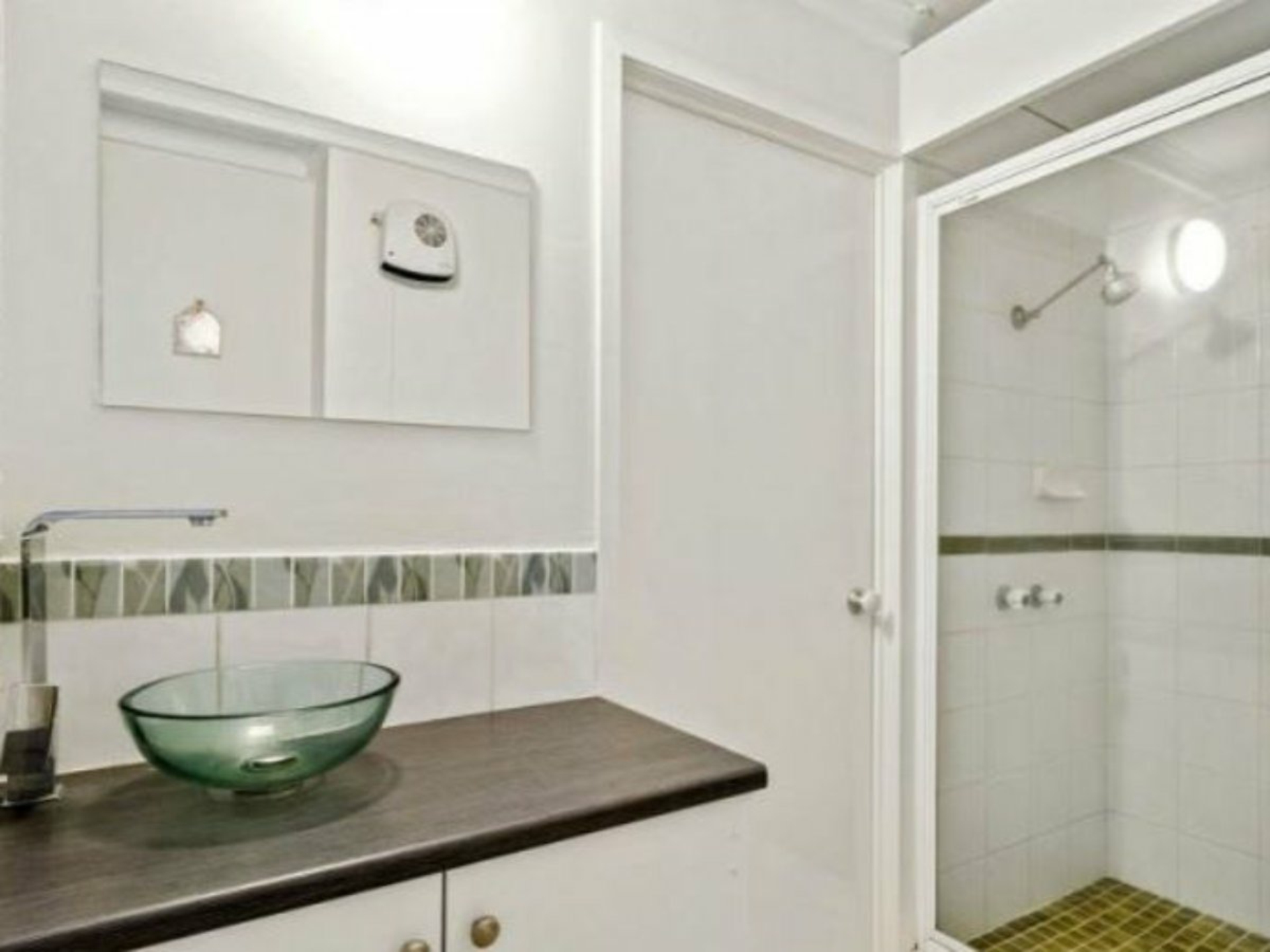 1223 Mountain Hwy, THE BASIN