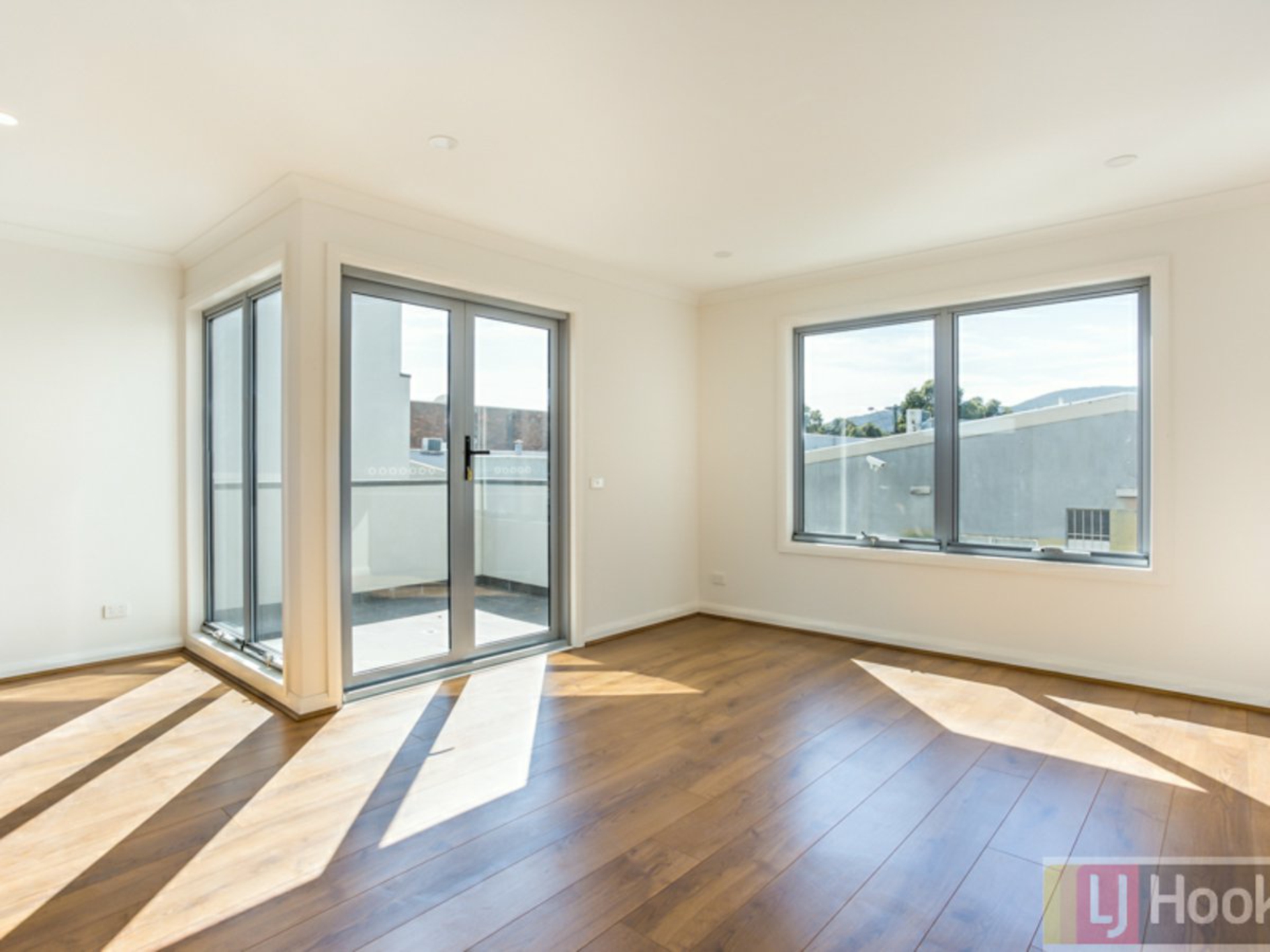 6/10 Adele Avenue, FERNTREE GULLY