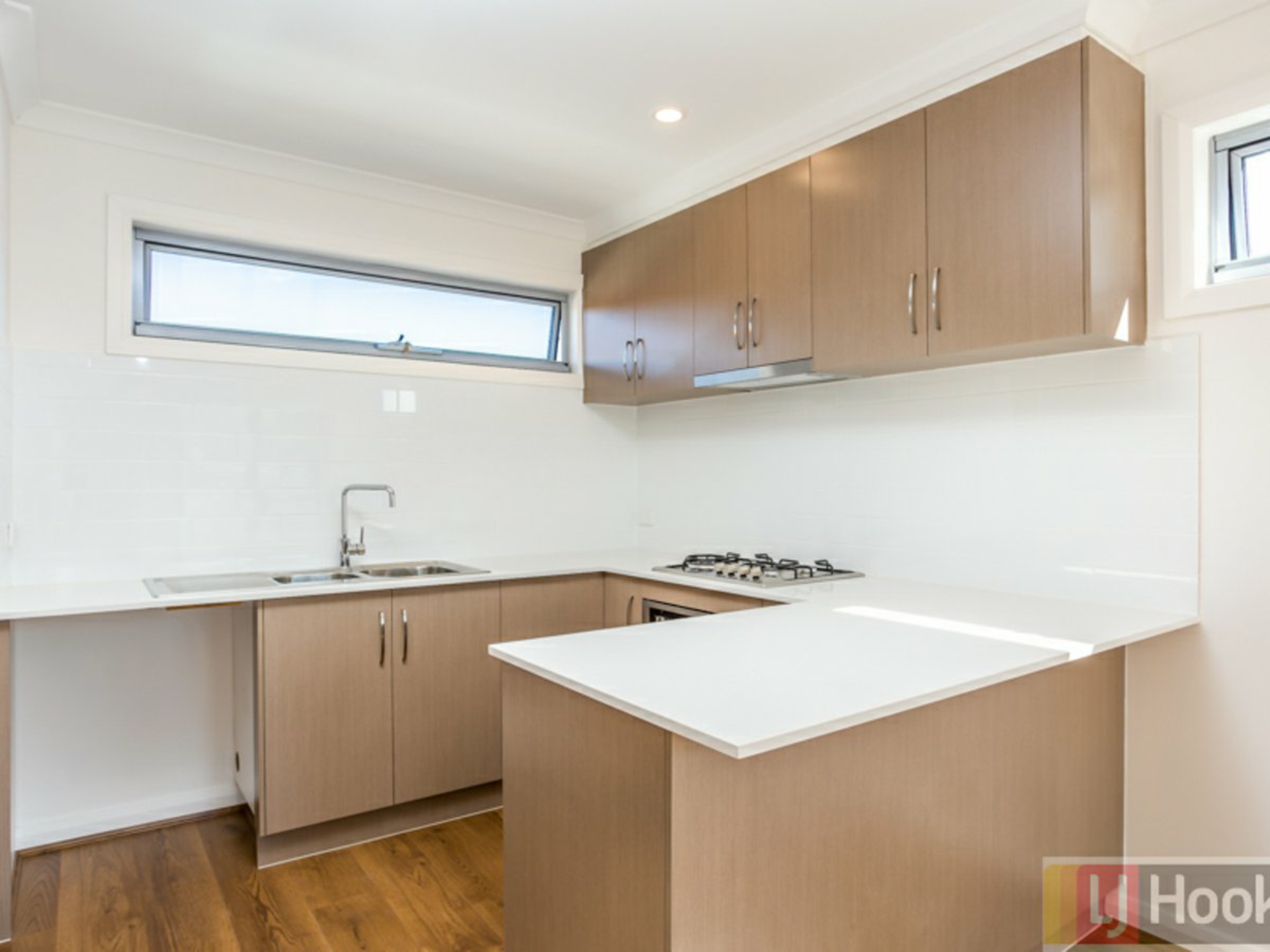 6/10 Adele Avenue, FERNTREE GULLY