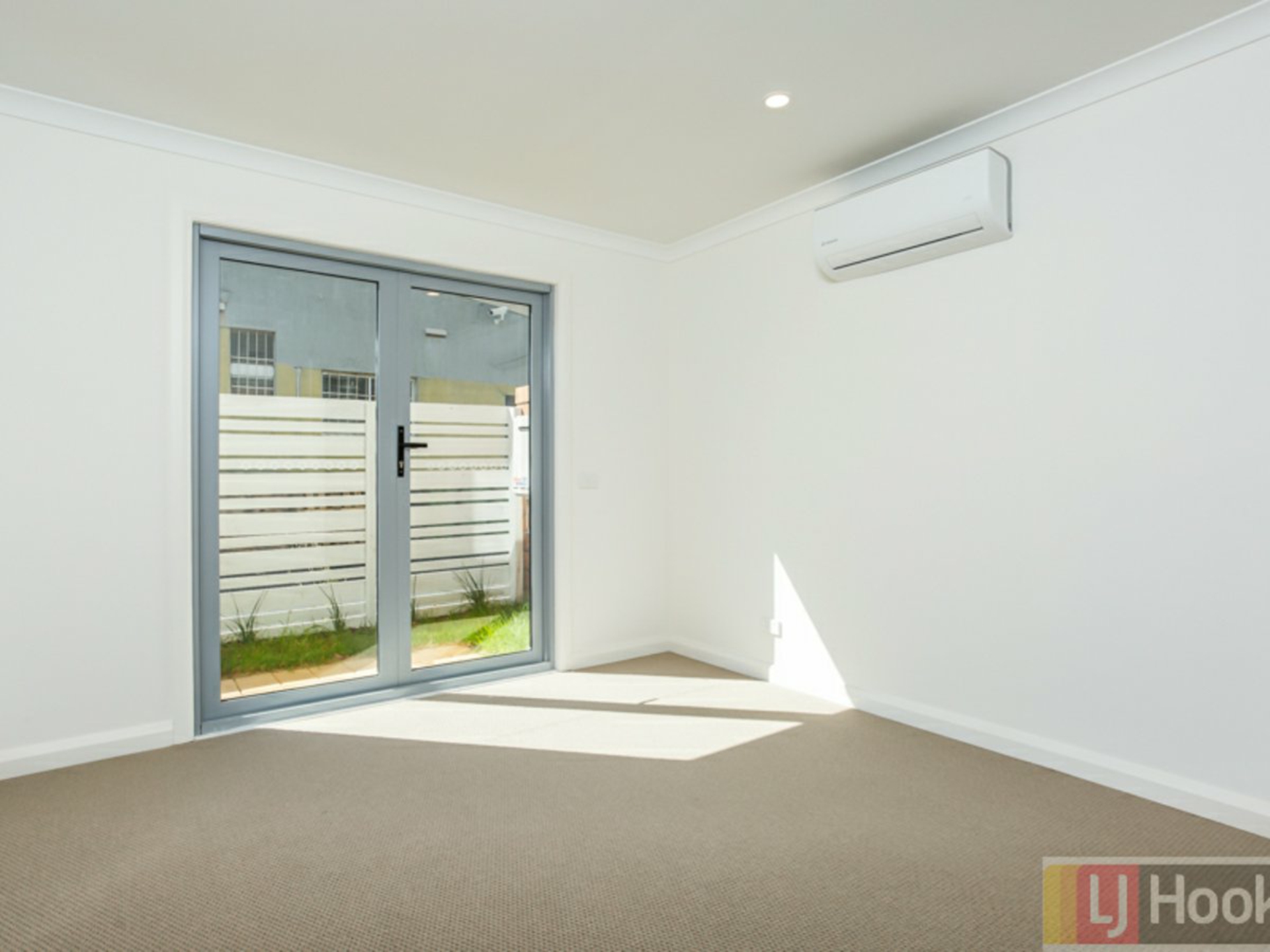 6/10 Adele Avenue, FERNTREE GULLY
