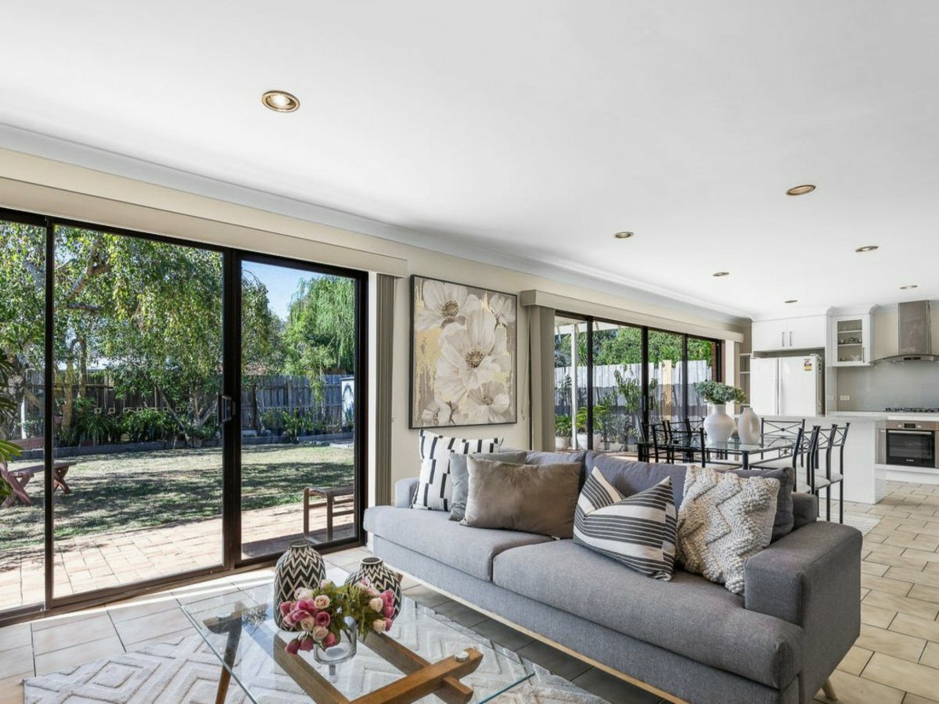 7 Maidstone Avenue, BURWOOD EAST