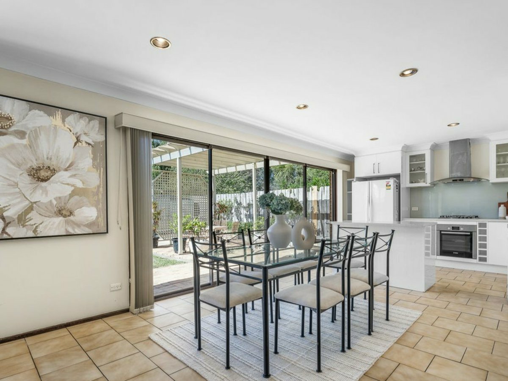 7 Maidstone Avenue, BURWOOD EAST