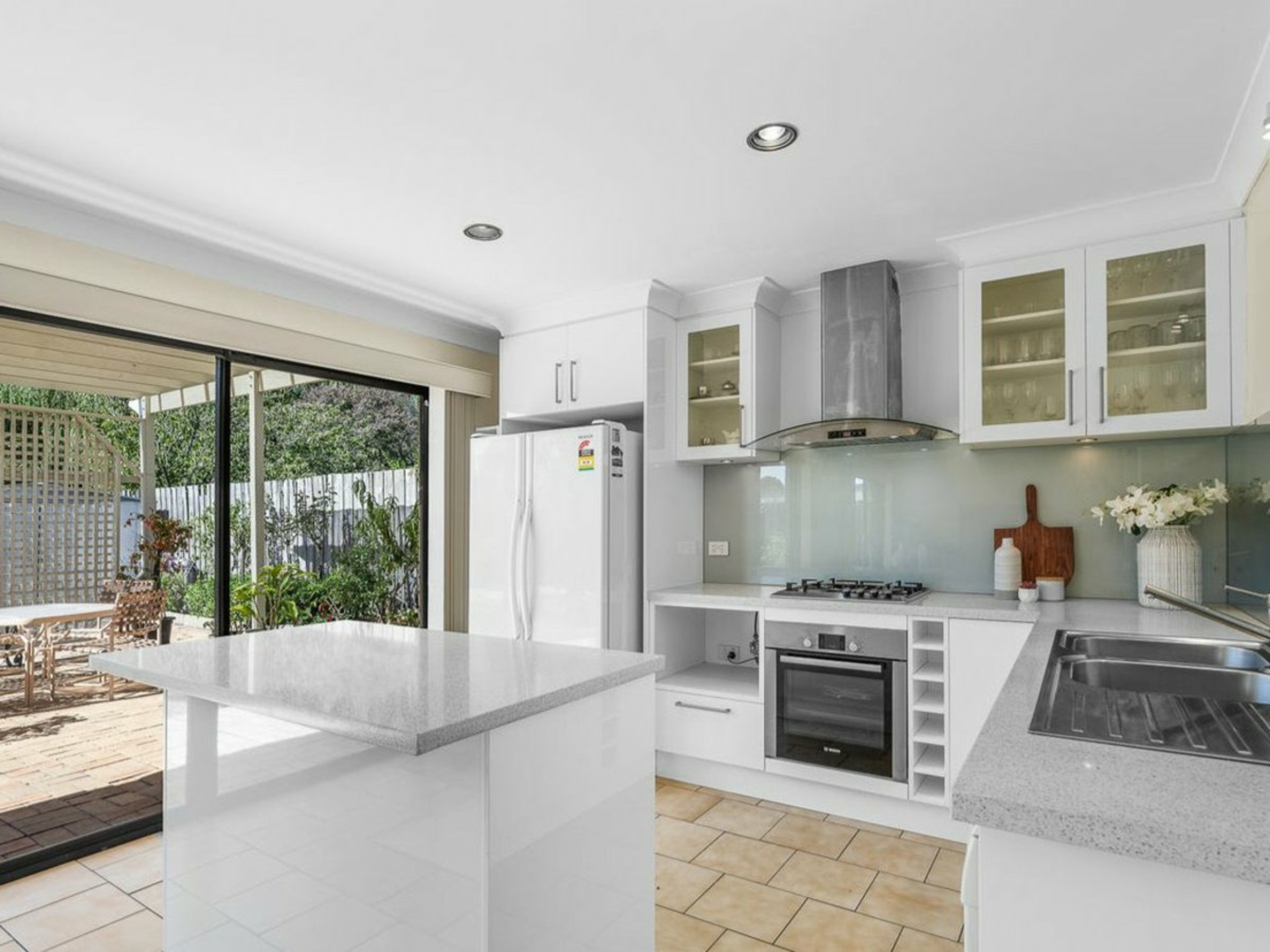 7 Maidstone Avenue, BURWOOD EAST