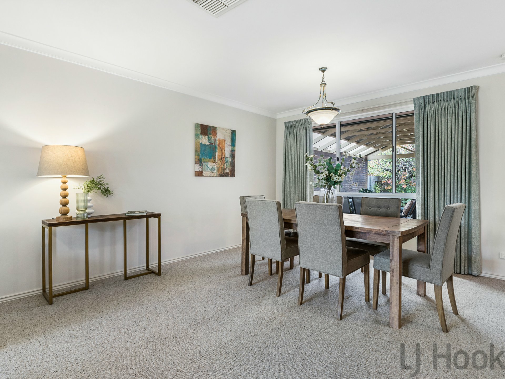 5 Liat Way, GREENSBOROUGH