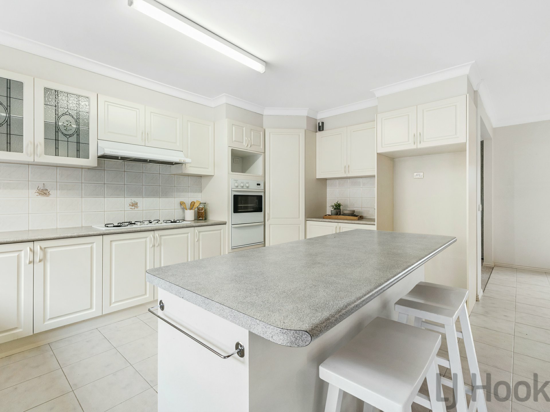 5 Liat Way, GREENSBOROUGH