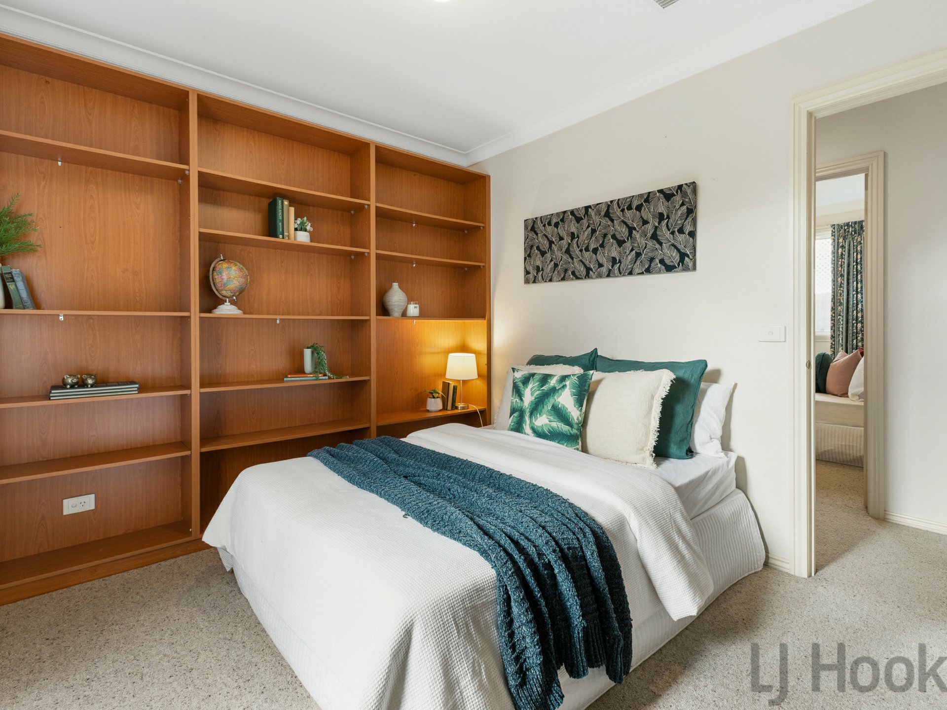 5 Liat Way, GREENSBOROUGH