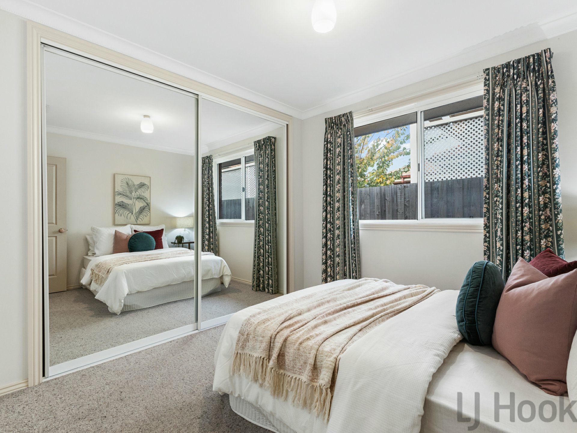 5 Liat Way, GREENSBOROUGH
