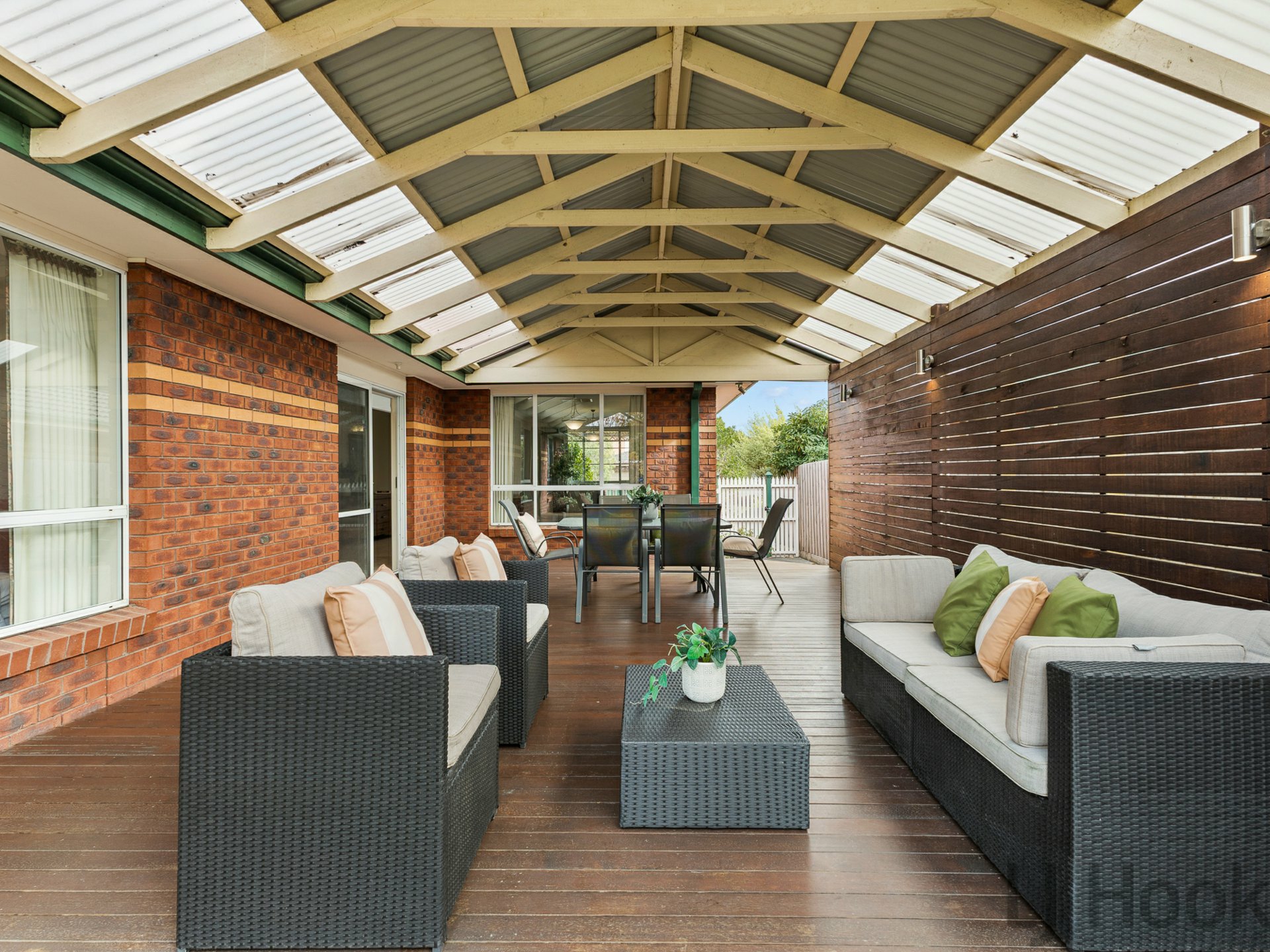 5 Liat Way, GREENSBOROUGH