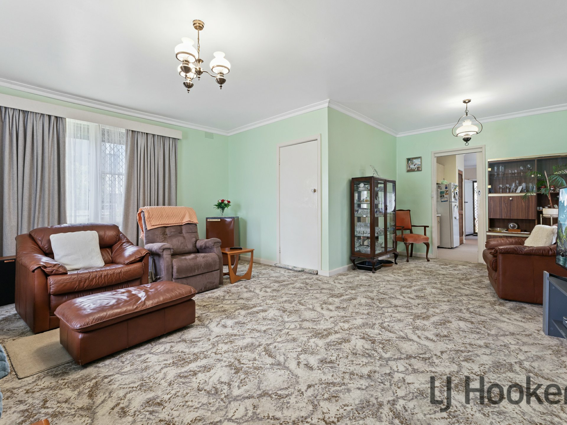 13 Landale Avenue — photo 11 of 20