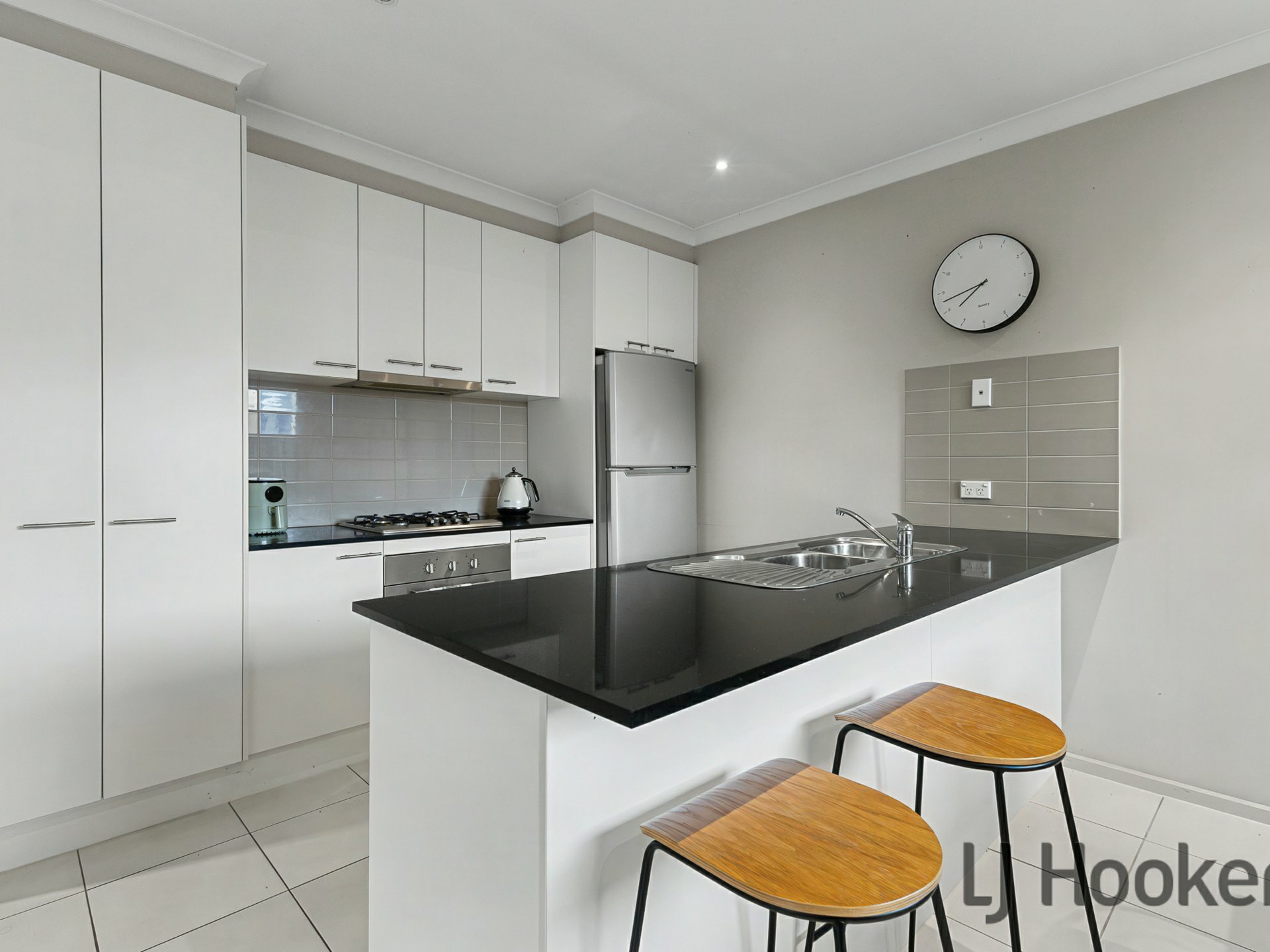 9/1-3 Westley Street — photo 2 of 13