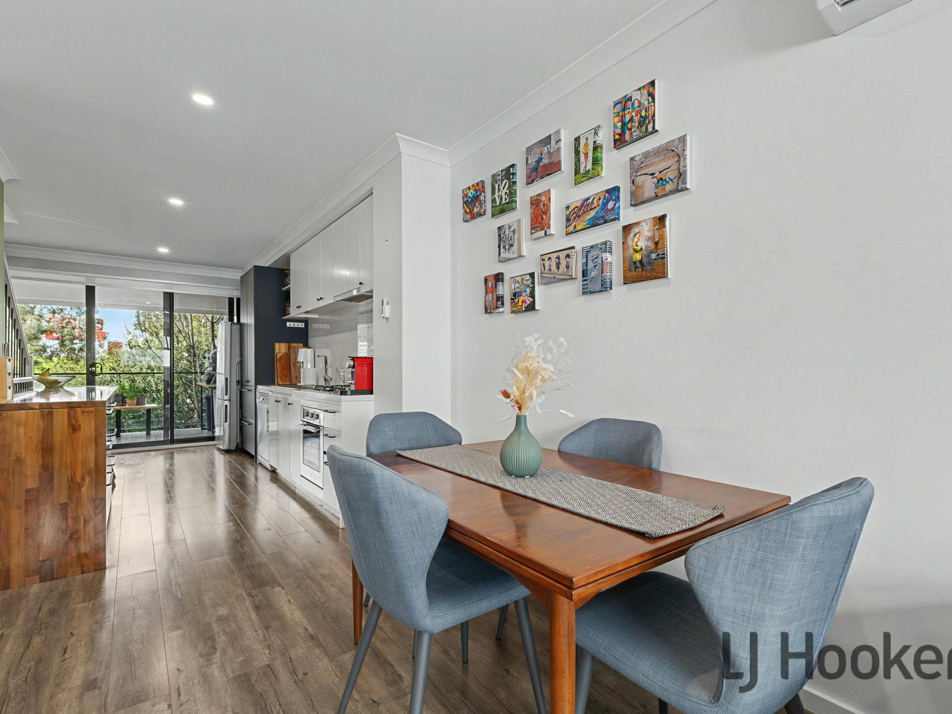 2/1114 Stud Road — photo 5 of 14